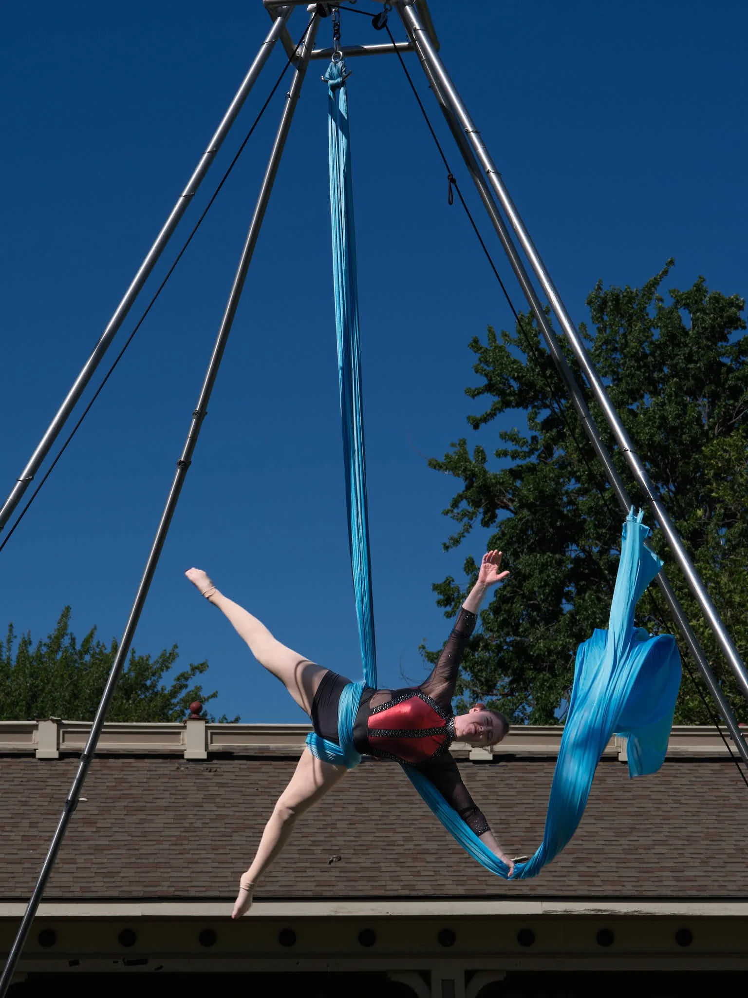 105_ADB7220.1.jpg