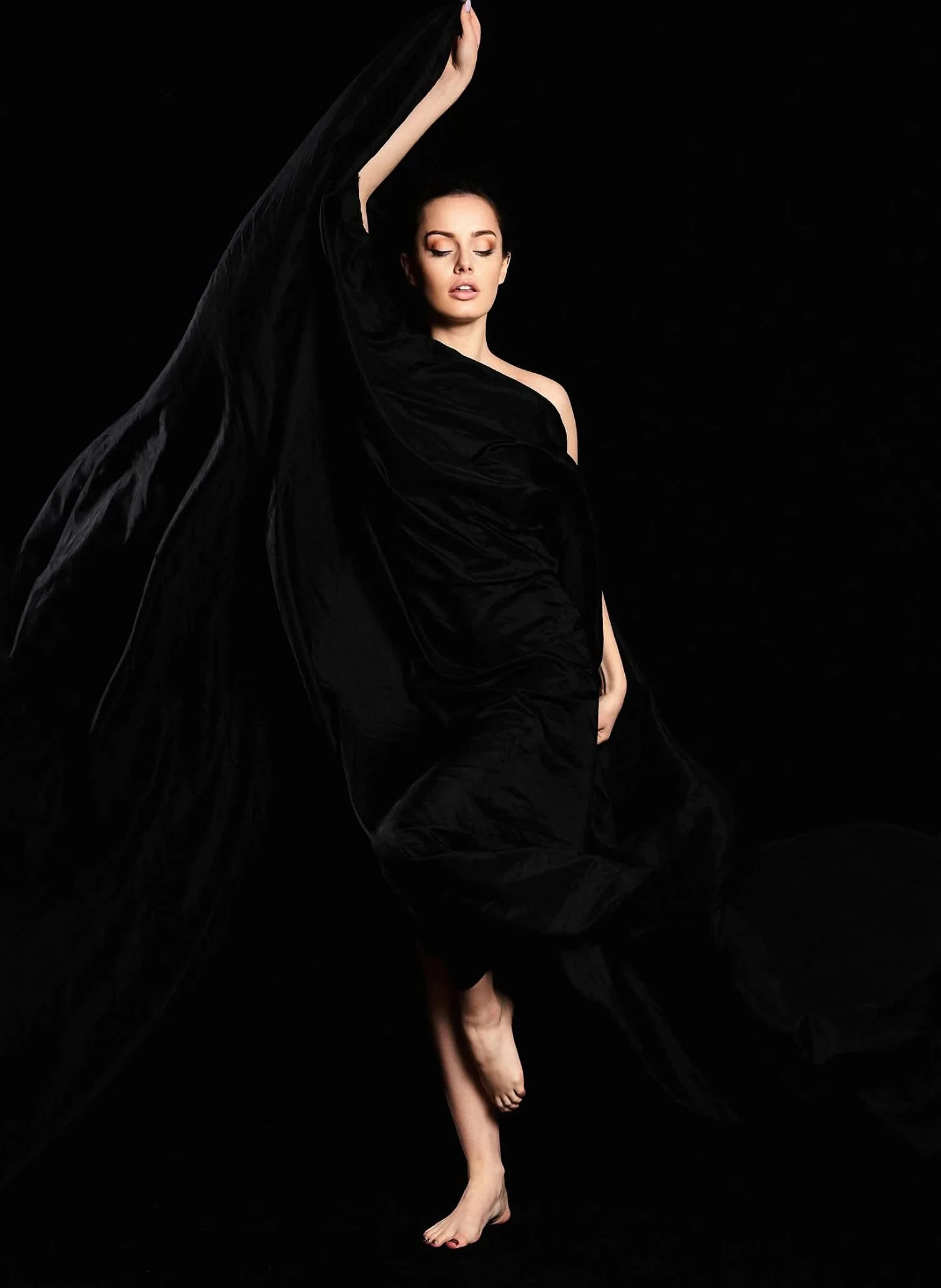 Full Body-022.jpg