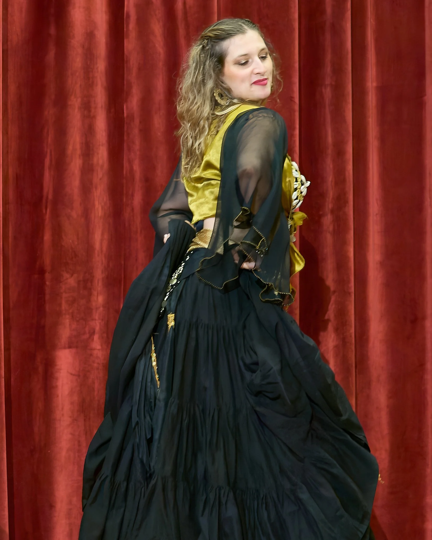 BellyDanceBazaar_92084211.jpg