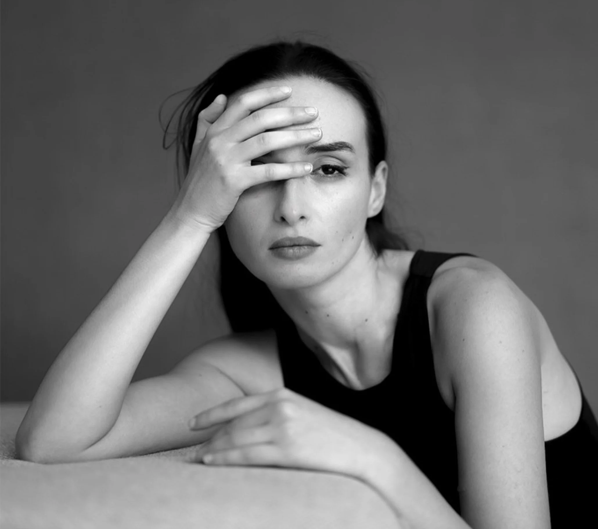 Hands-053.jpg