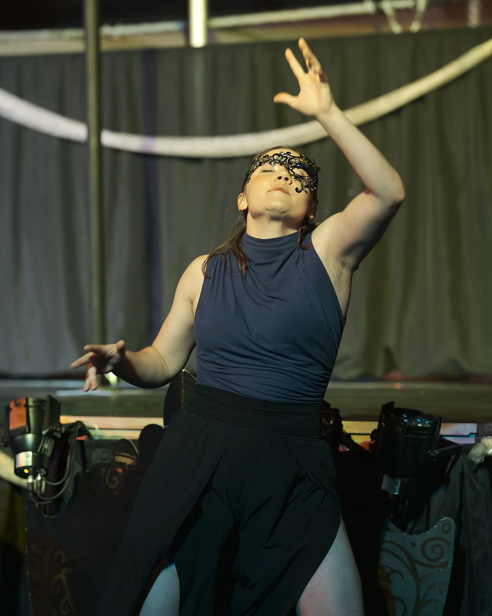 Act 06-027.jpg
