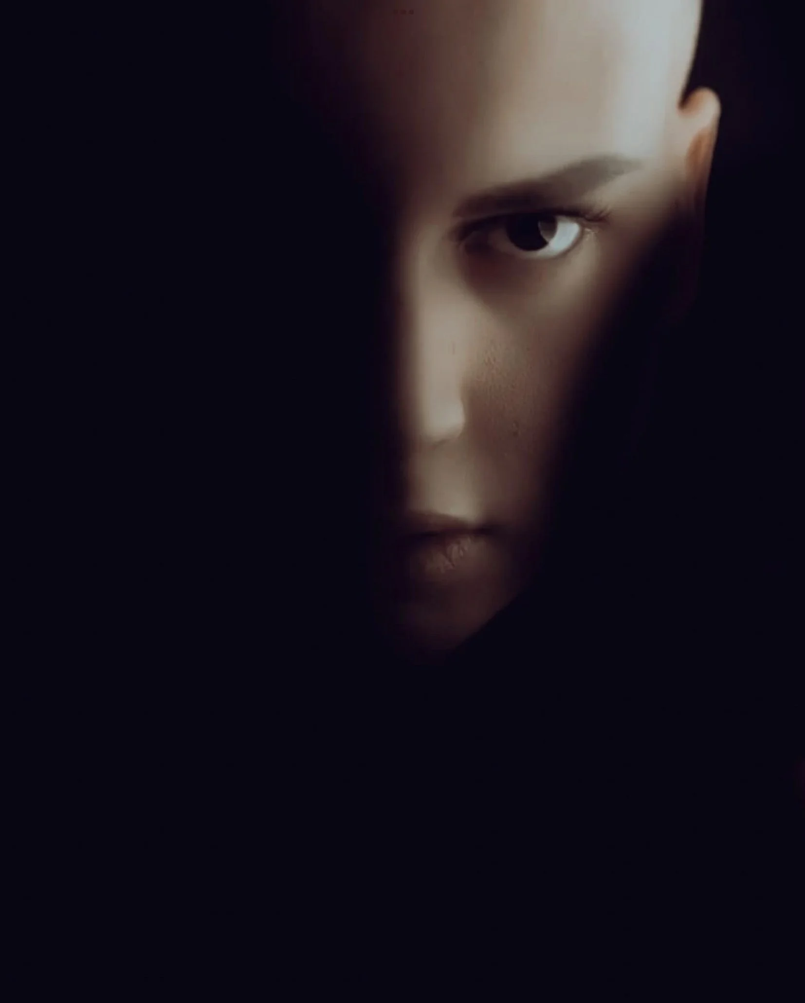 Eyes-004.jpg