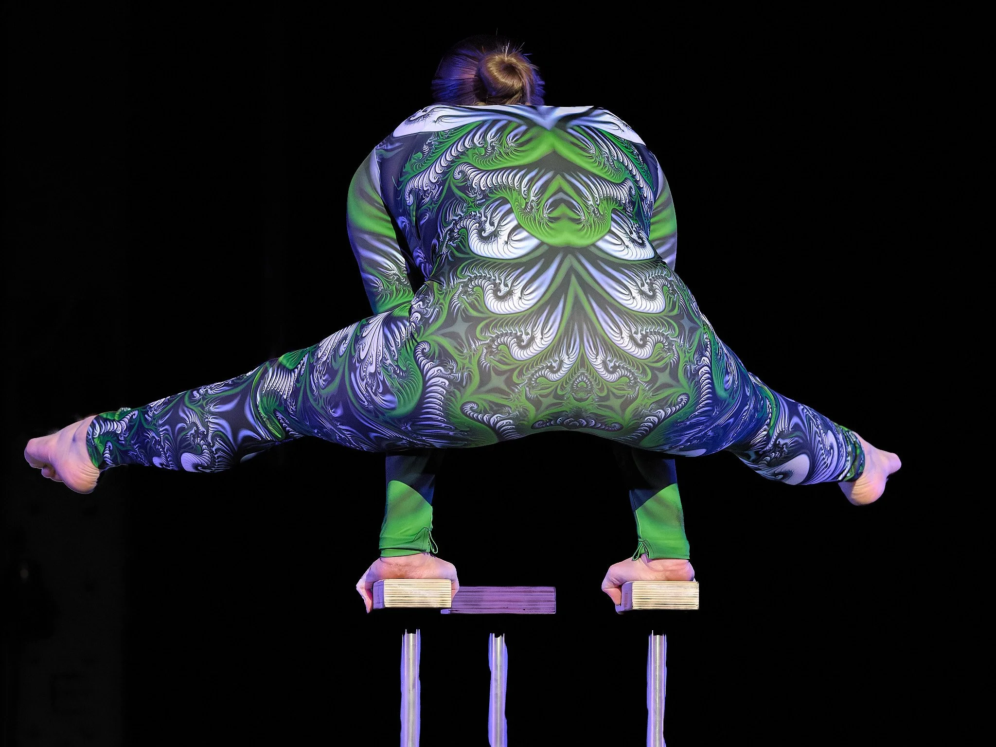 Act 4-28_ADB0308PR_1.jpg