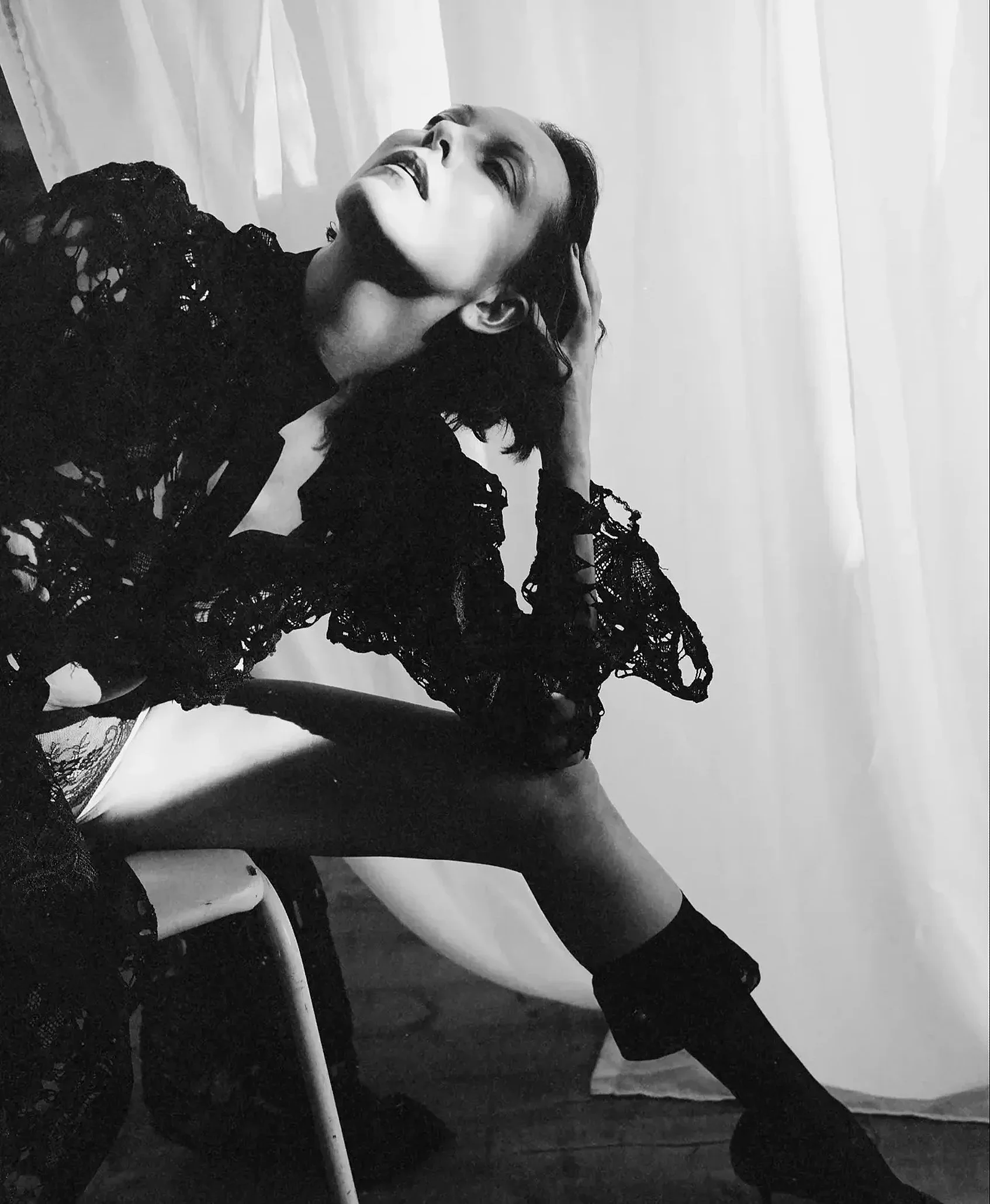Sitting-074.jpg