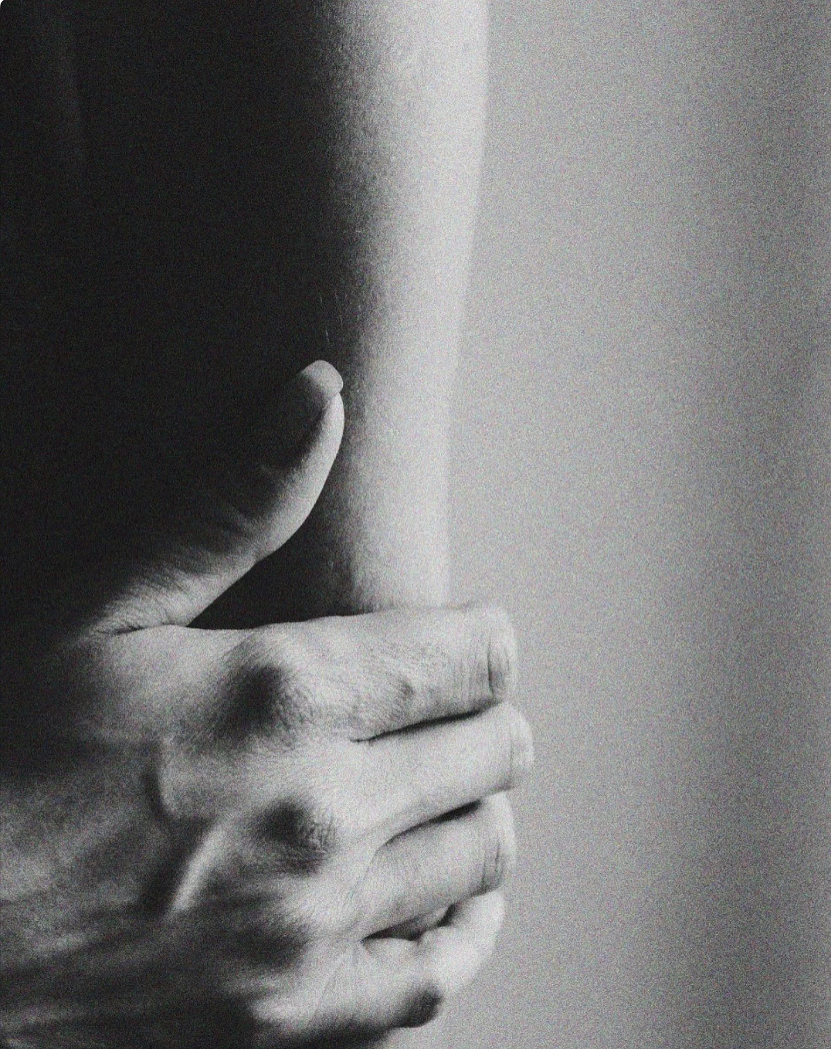 Hands-039.jpg