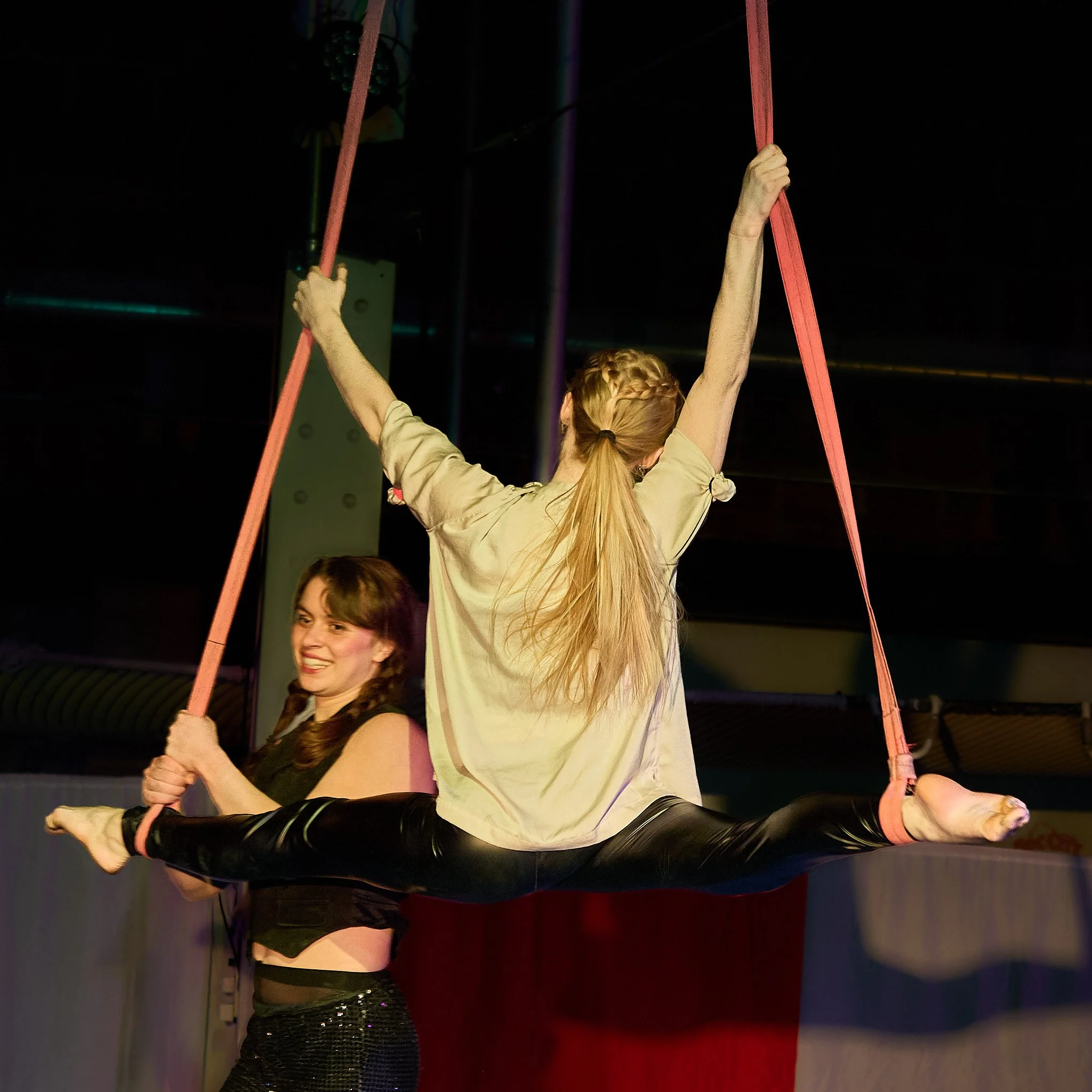 Act 3 - Ella and Raegan-086_3070377_1.jpg