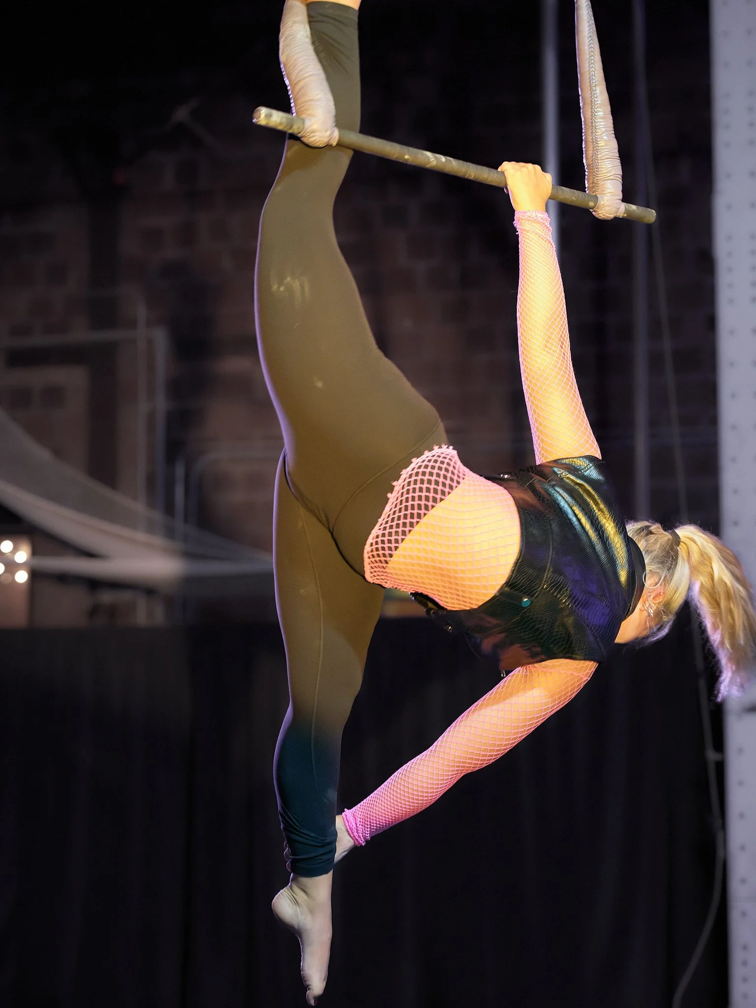 Act 4_01_ADB2916PR_1.jpg