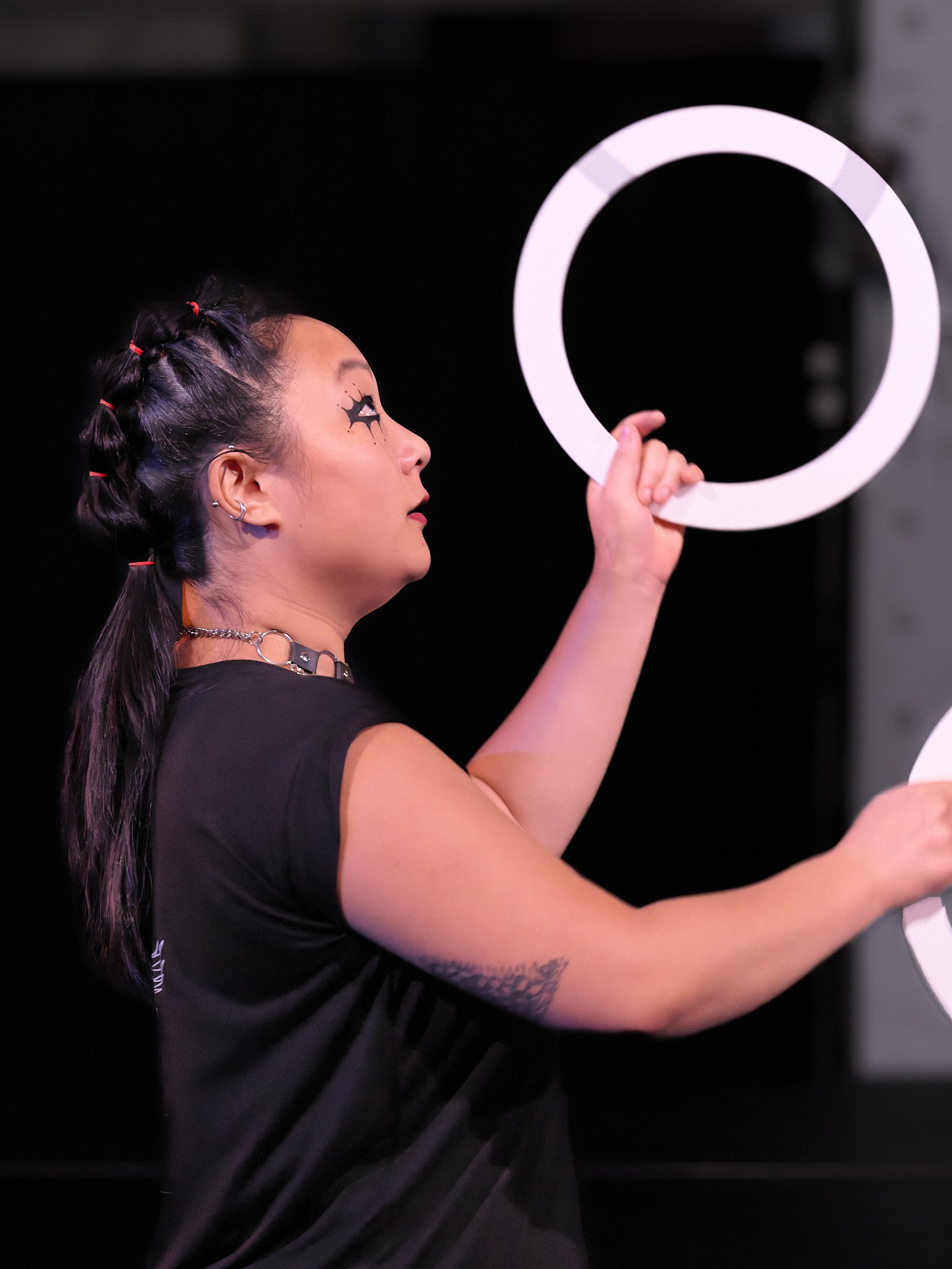 Act 2_01_ADB0242PR_1.jpg