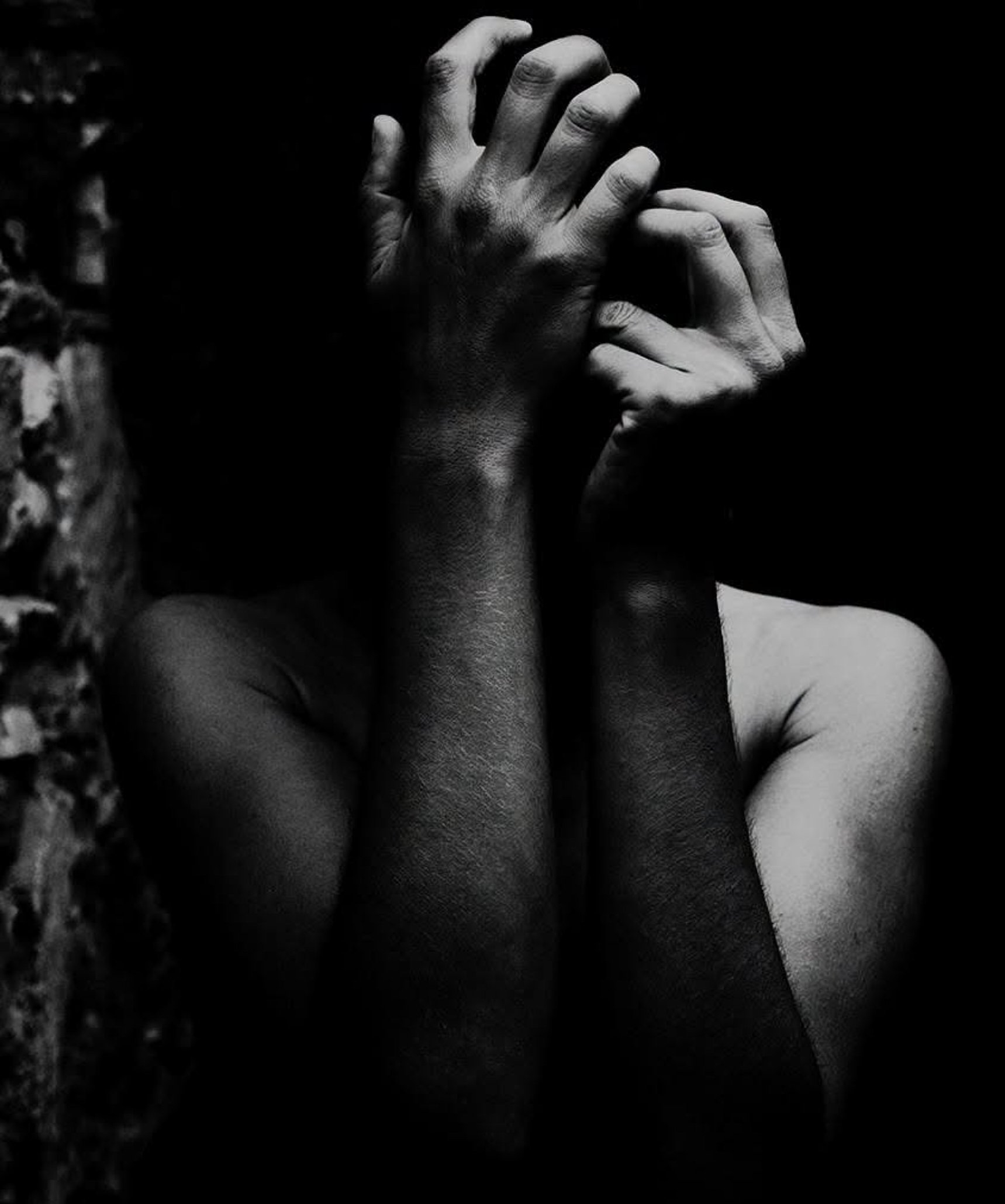 Hands-019.jpg