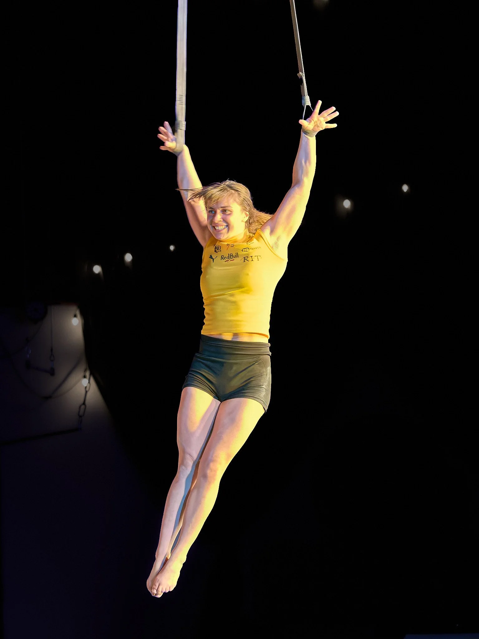 TDF_080_Act 2 Ella_4048037_1.jpg