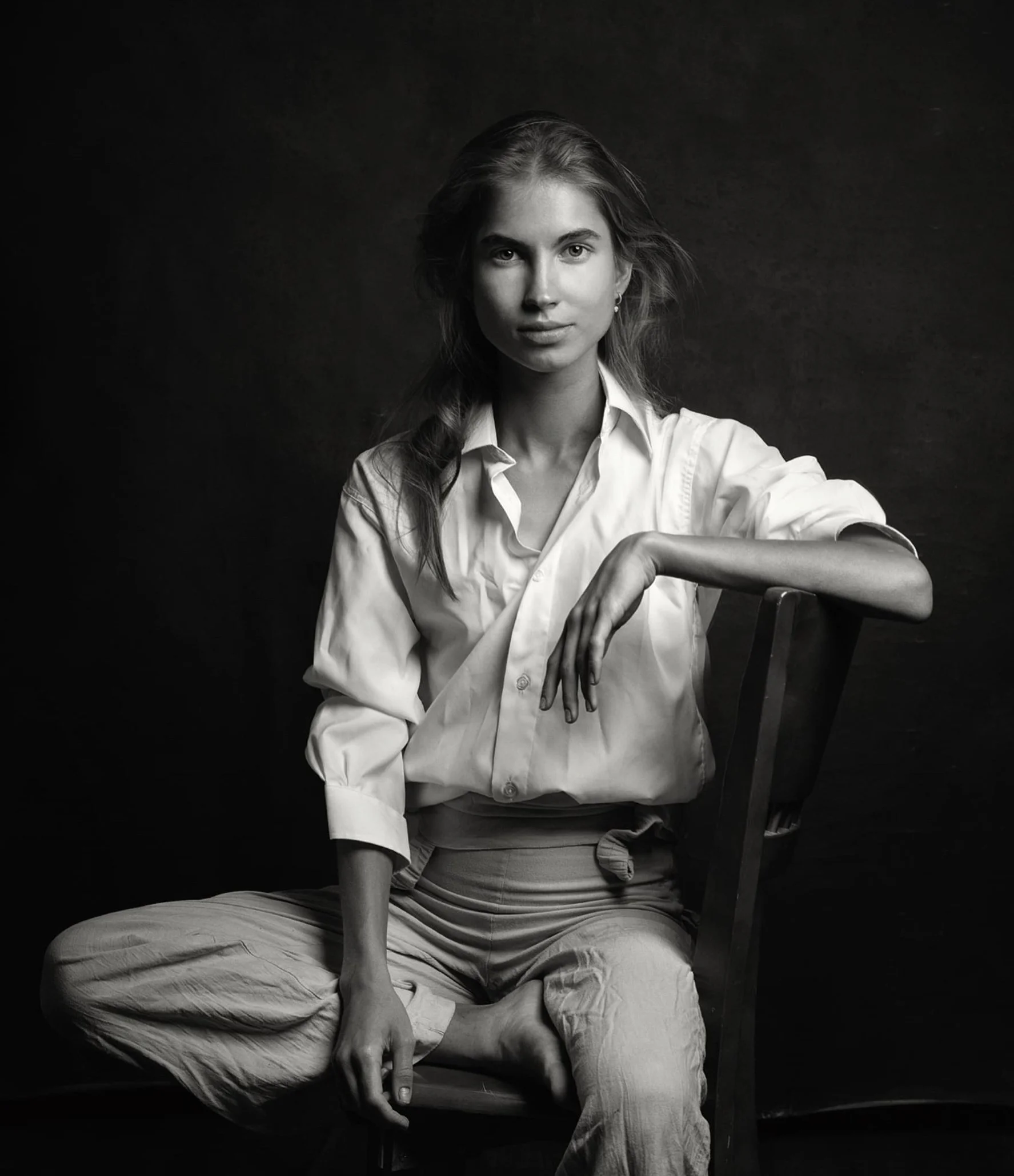 Sitting-005.jpg