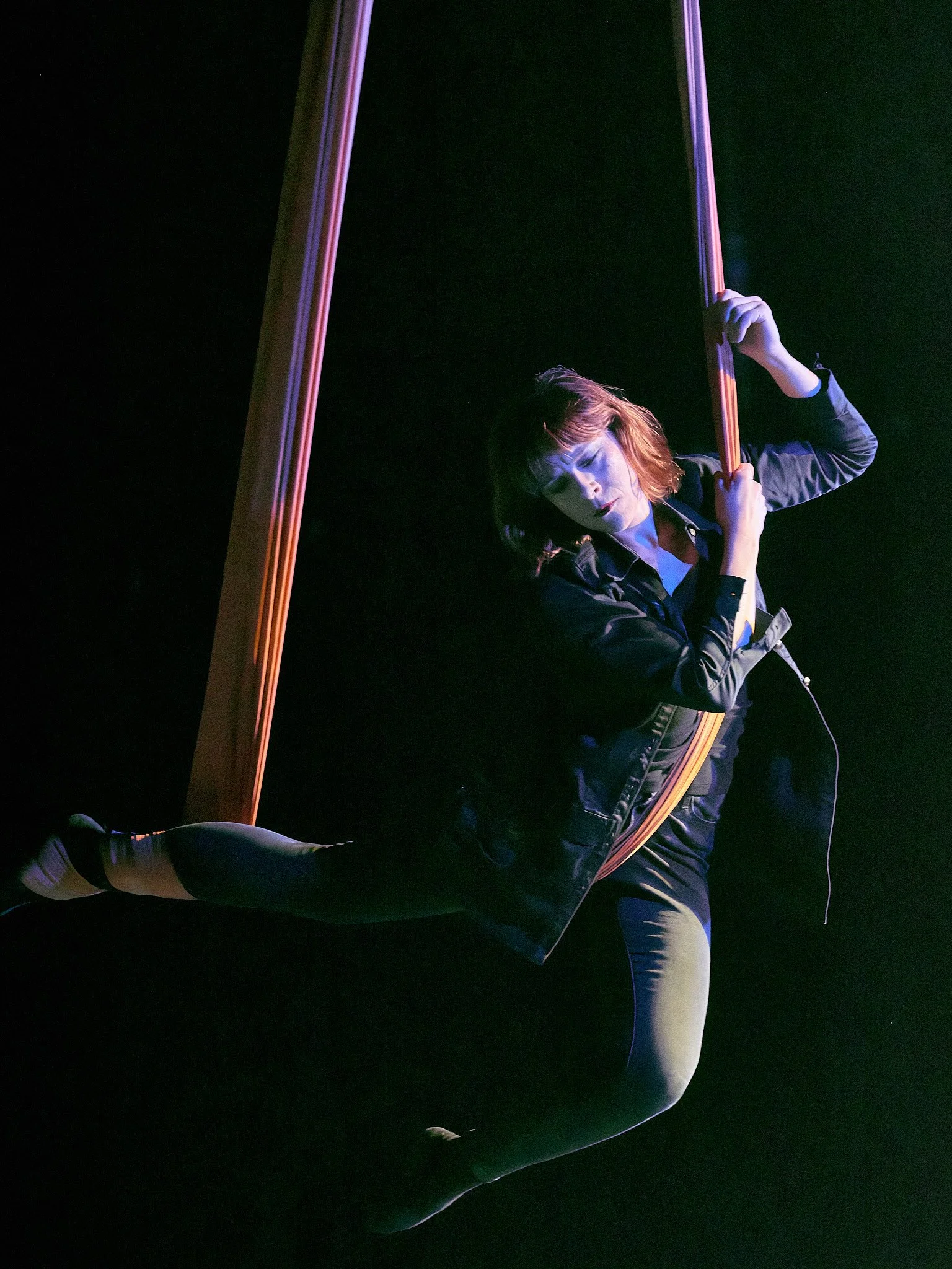 Act 10_36_ADB9253PR_1.jpg