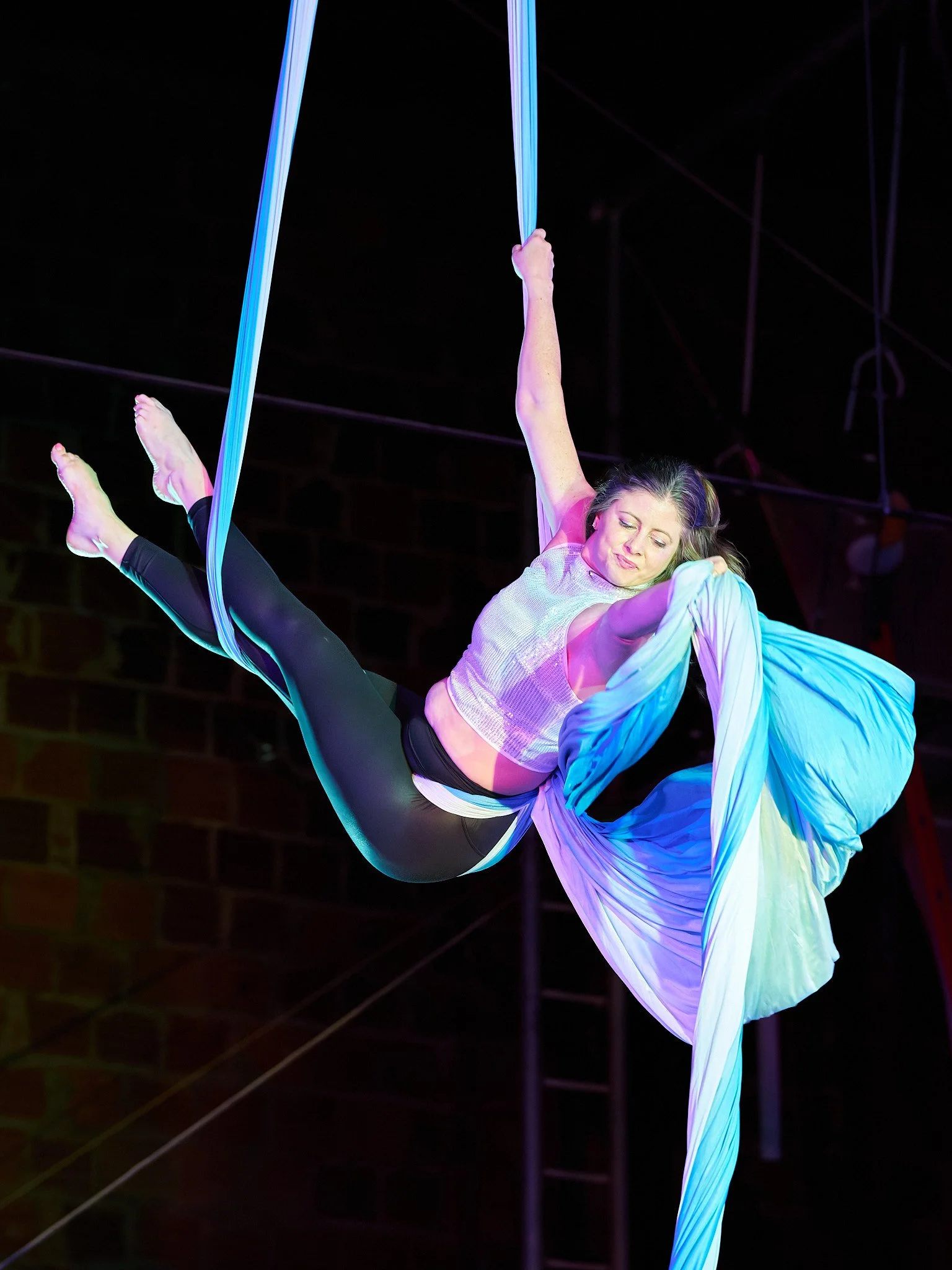 Act 9 - Ali-214_ADB8087D_1.jpg