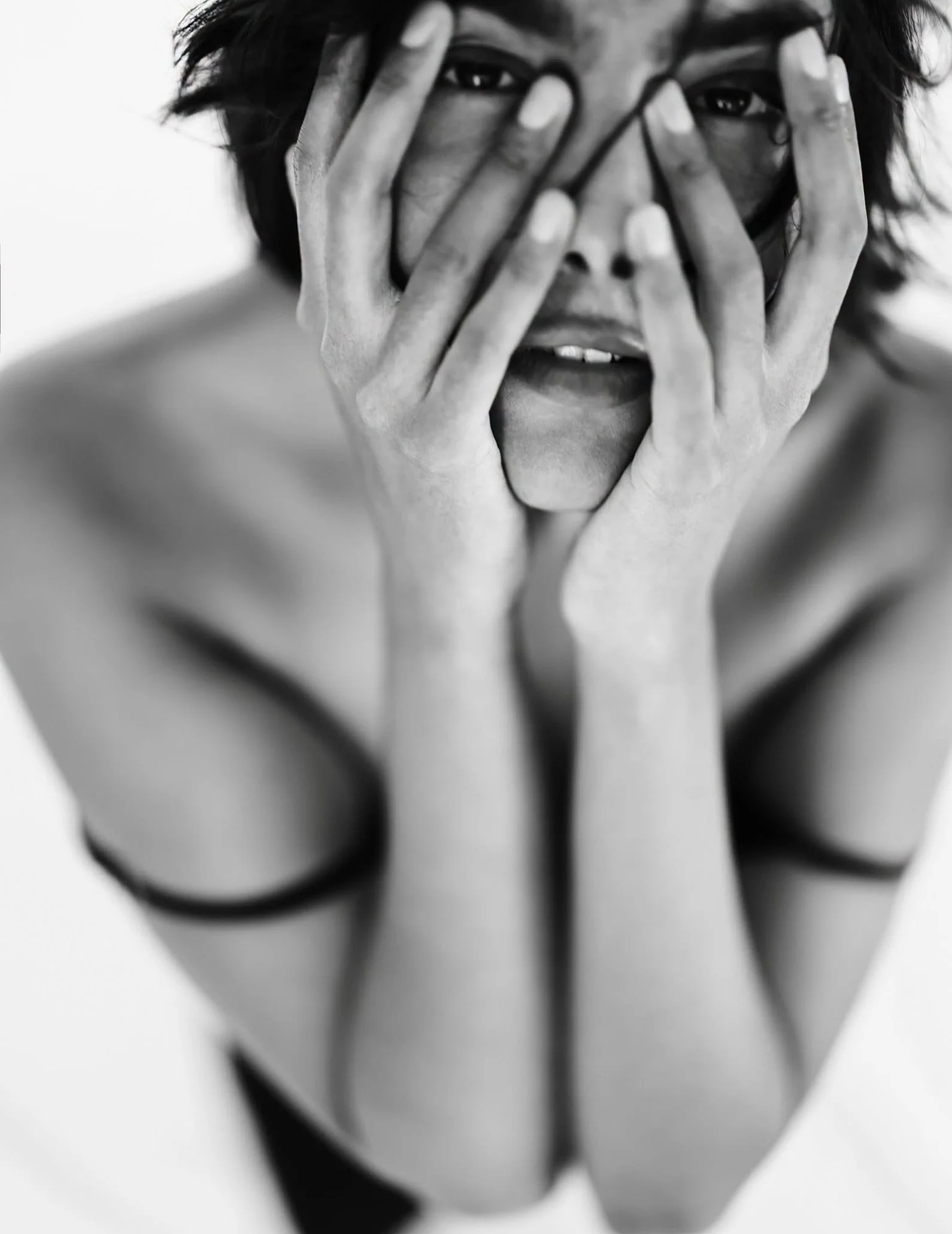 Hands-027.jpg