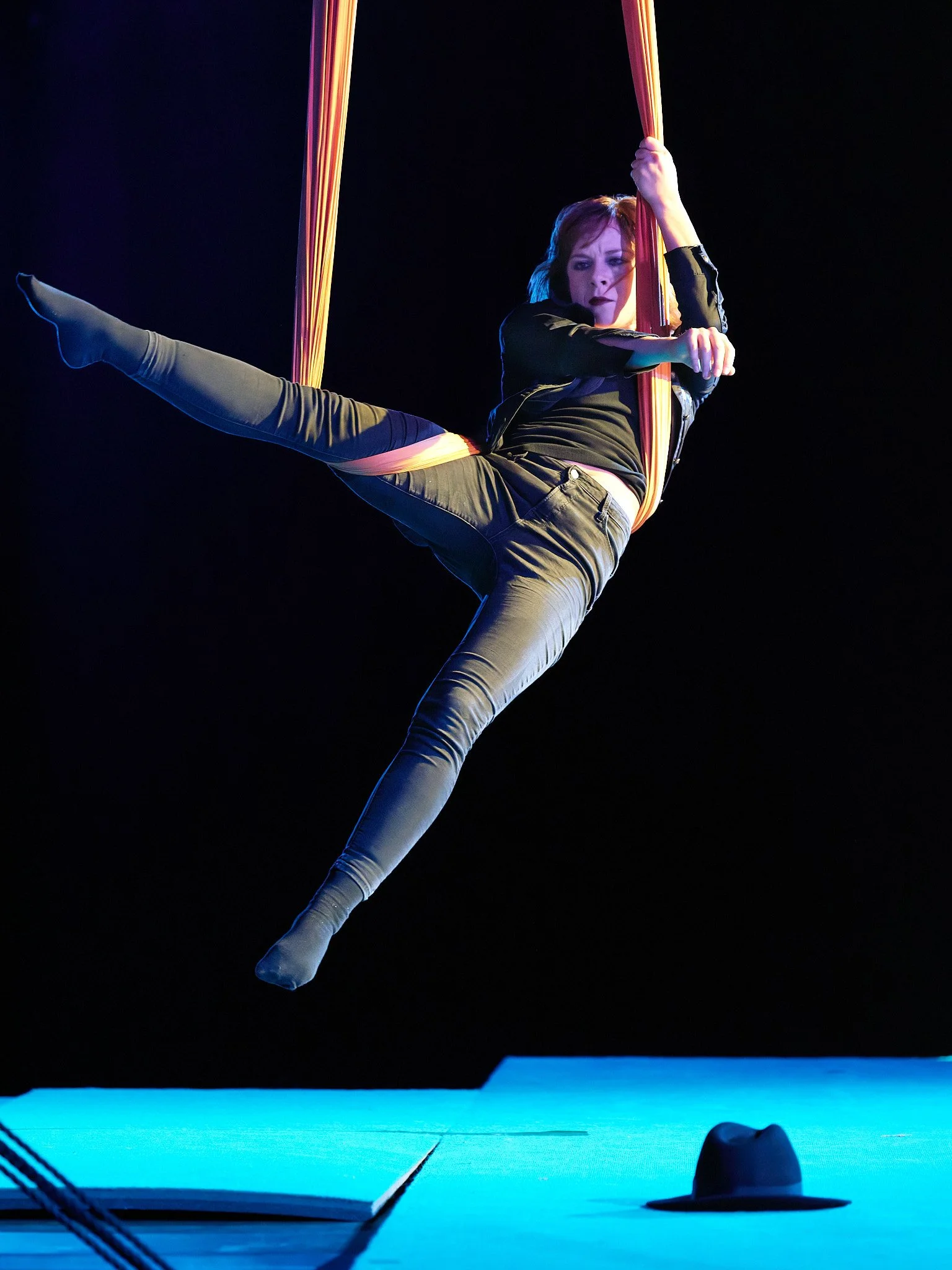 Act 10_44_ADB9344PR_1.jpg