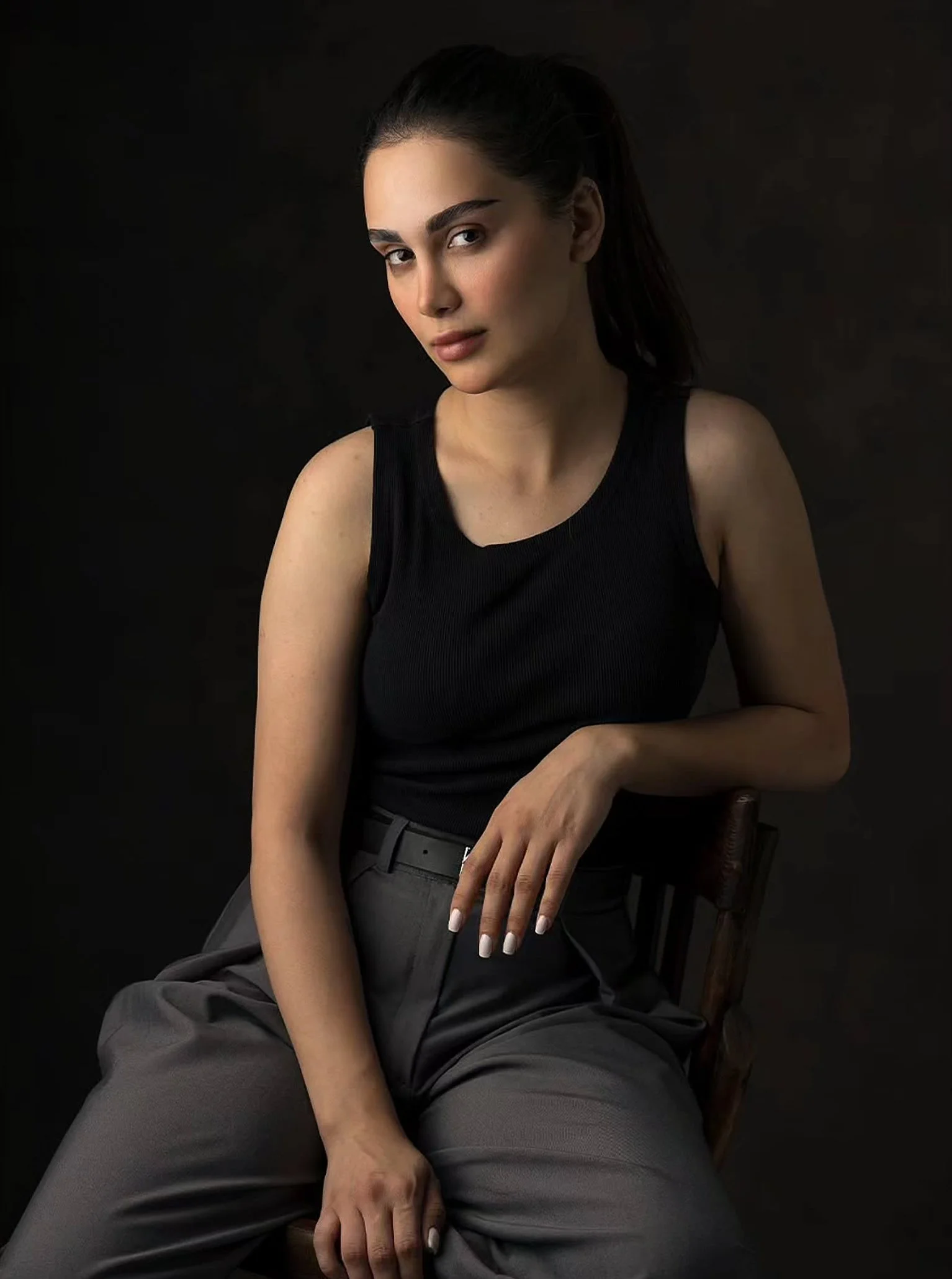 Sitting-061.jpg