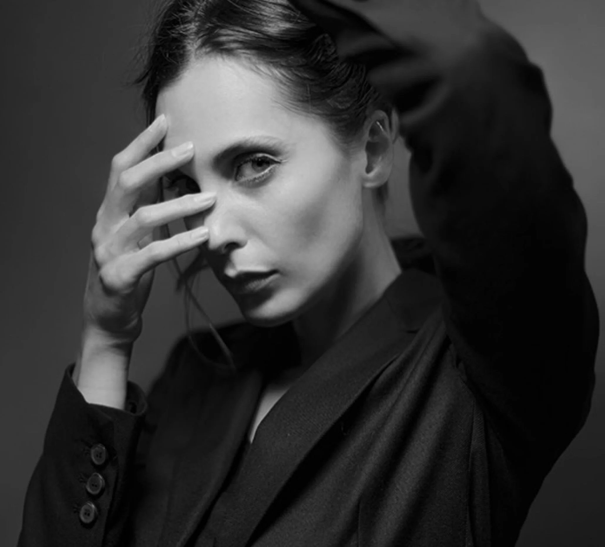 Hands-050.jpg
