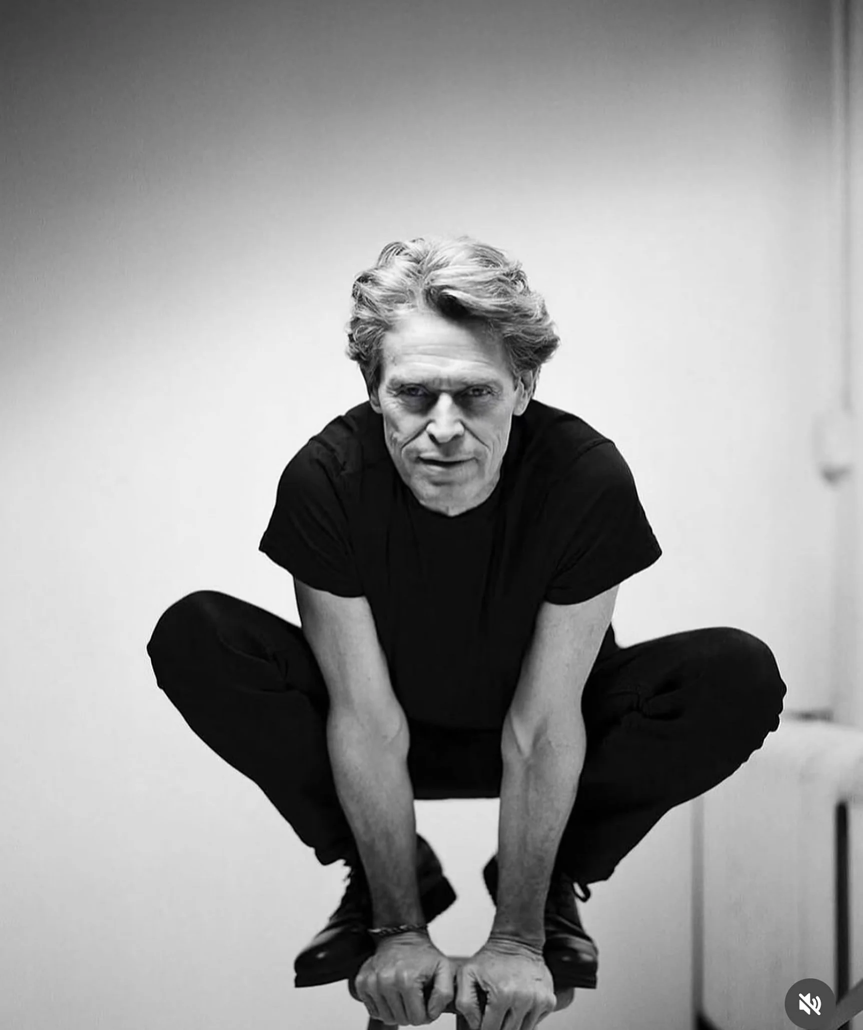 Poses - Male-026.jpg