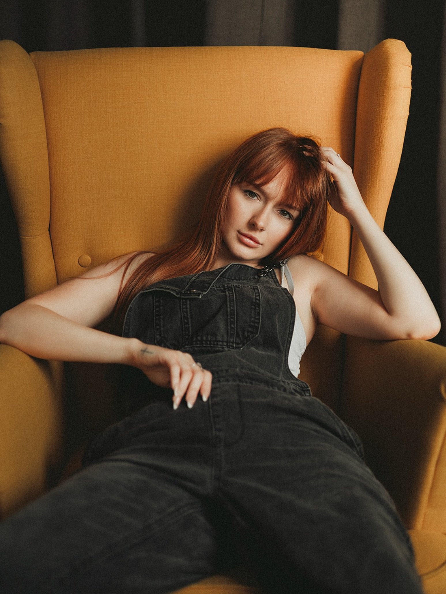 Sitting-069.jpg