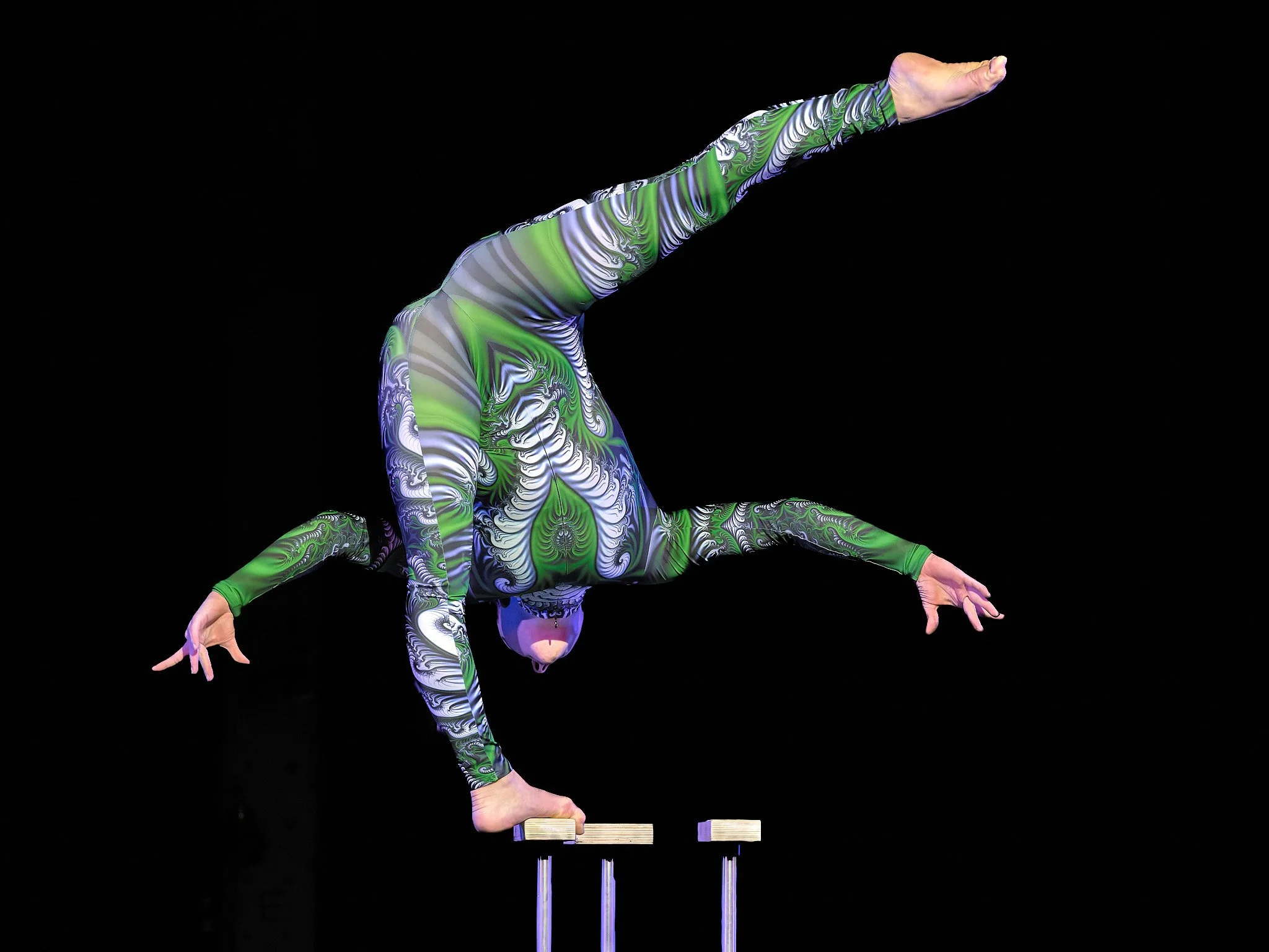 Act 4-27_ADB0301PR_1.jpg