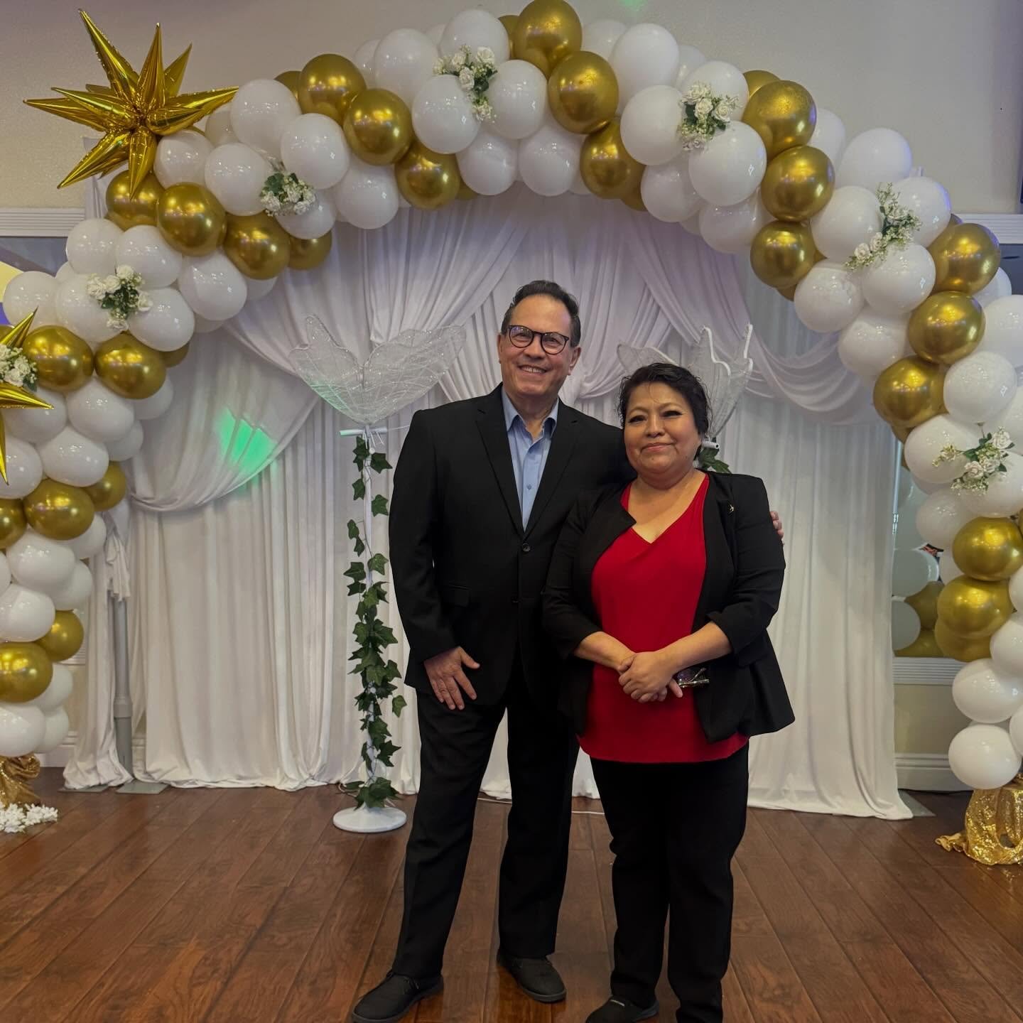 Hoy en nuestra reunion ademas de conectar  negocios estuvimos hablando de finanzas con Francisco Ugalde