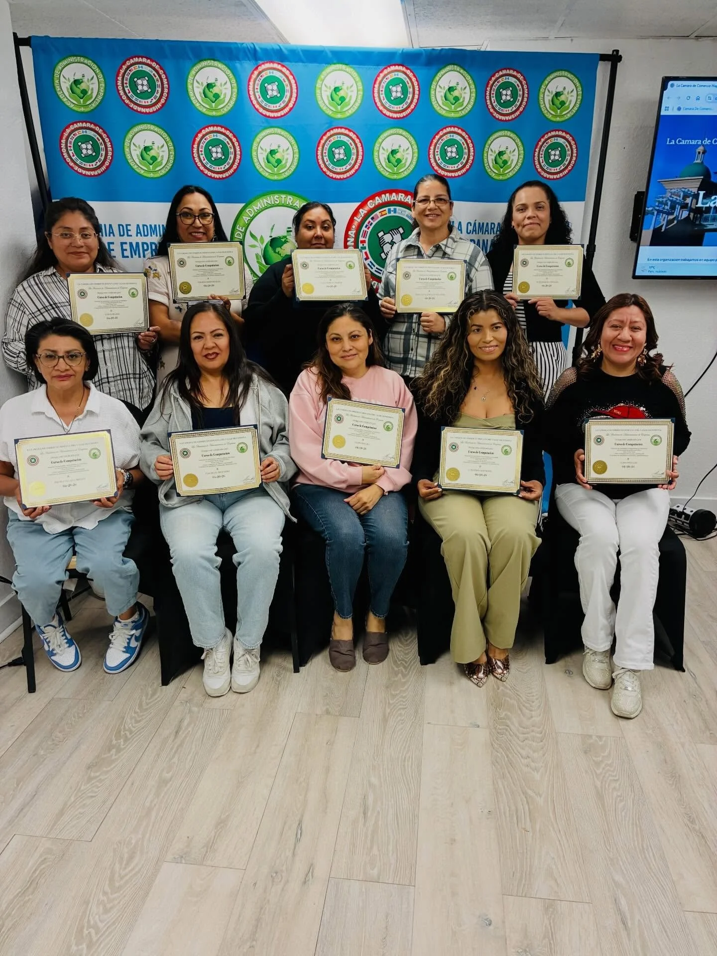 La graduaci&oacute;n no es el final&hellip; es el inicio de nuevas oportunidades.

Hoy celebramos a nuestros estudiantes del curso de computaci&oacute;n, personas que decidieron dar un paso valiente: aprender algo nuevo en un mundo donde la tecnolog&