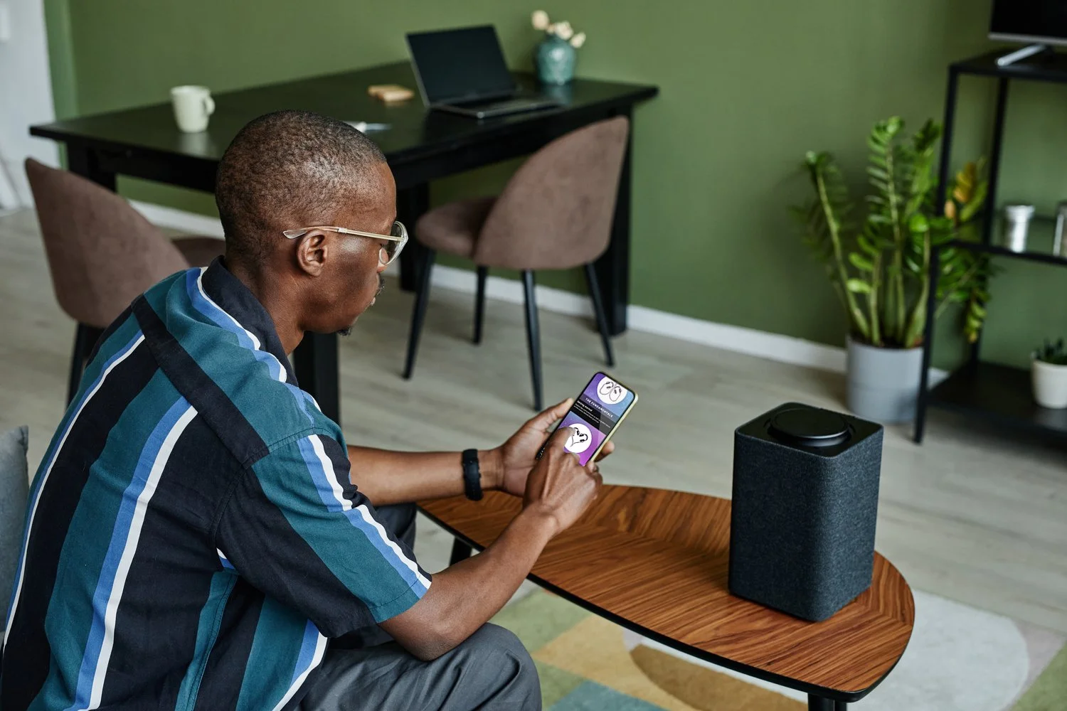 Aria Breath user is browsing breathwork app looking for breathing technique that uses music