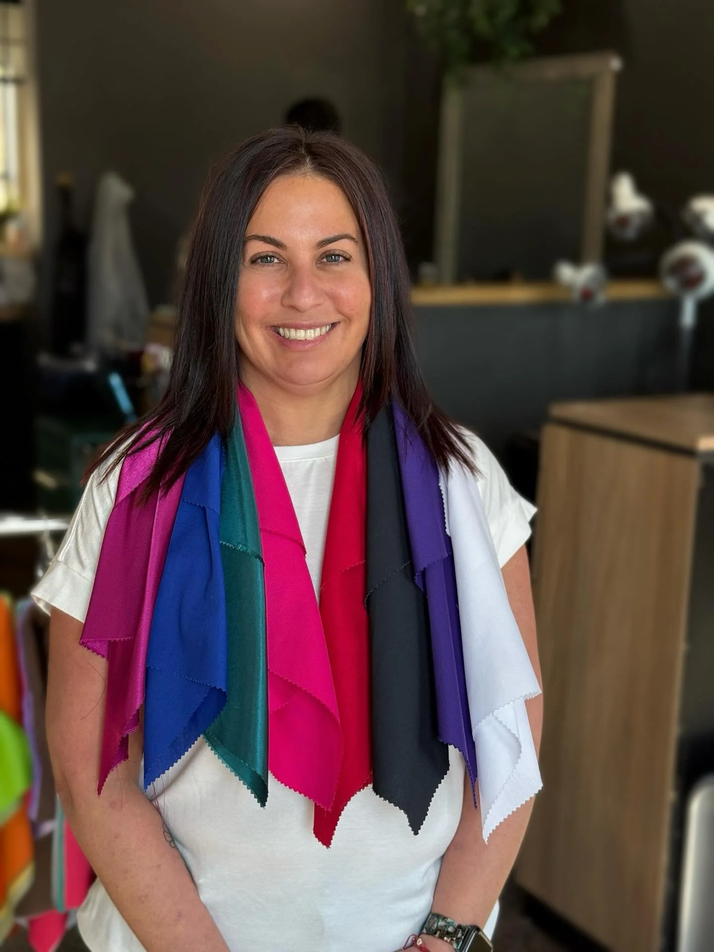 True Winter Club for this lovely! 

Danielle beams in BRIGHT, COOL colors. Soft colors dull her bright intensity and warm colors made her skin turn a bit sallow. 

Had so much fun discovering her colors with her today!