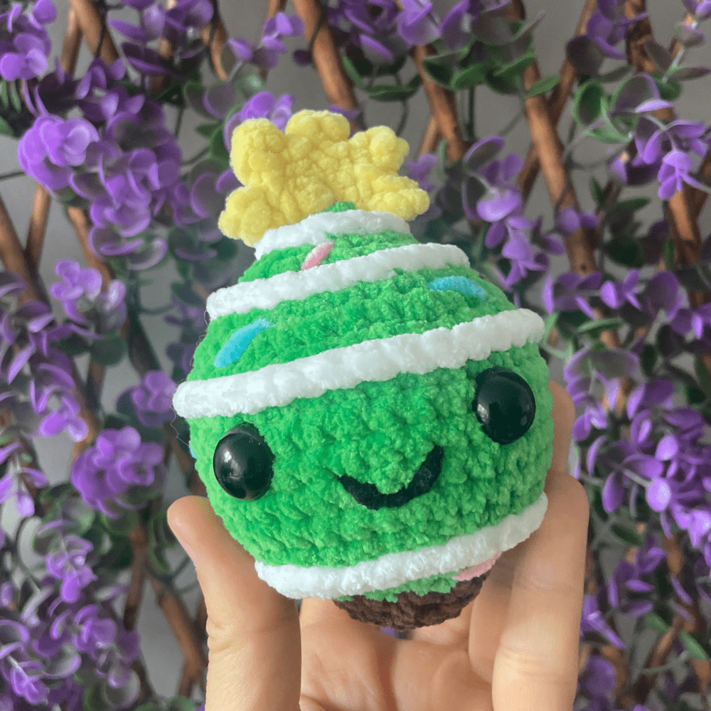 激レア　CLOTTED CREAM グリーン Little Christmas Tree crochet pattern — crochetmezaddy