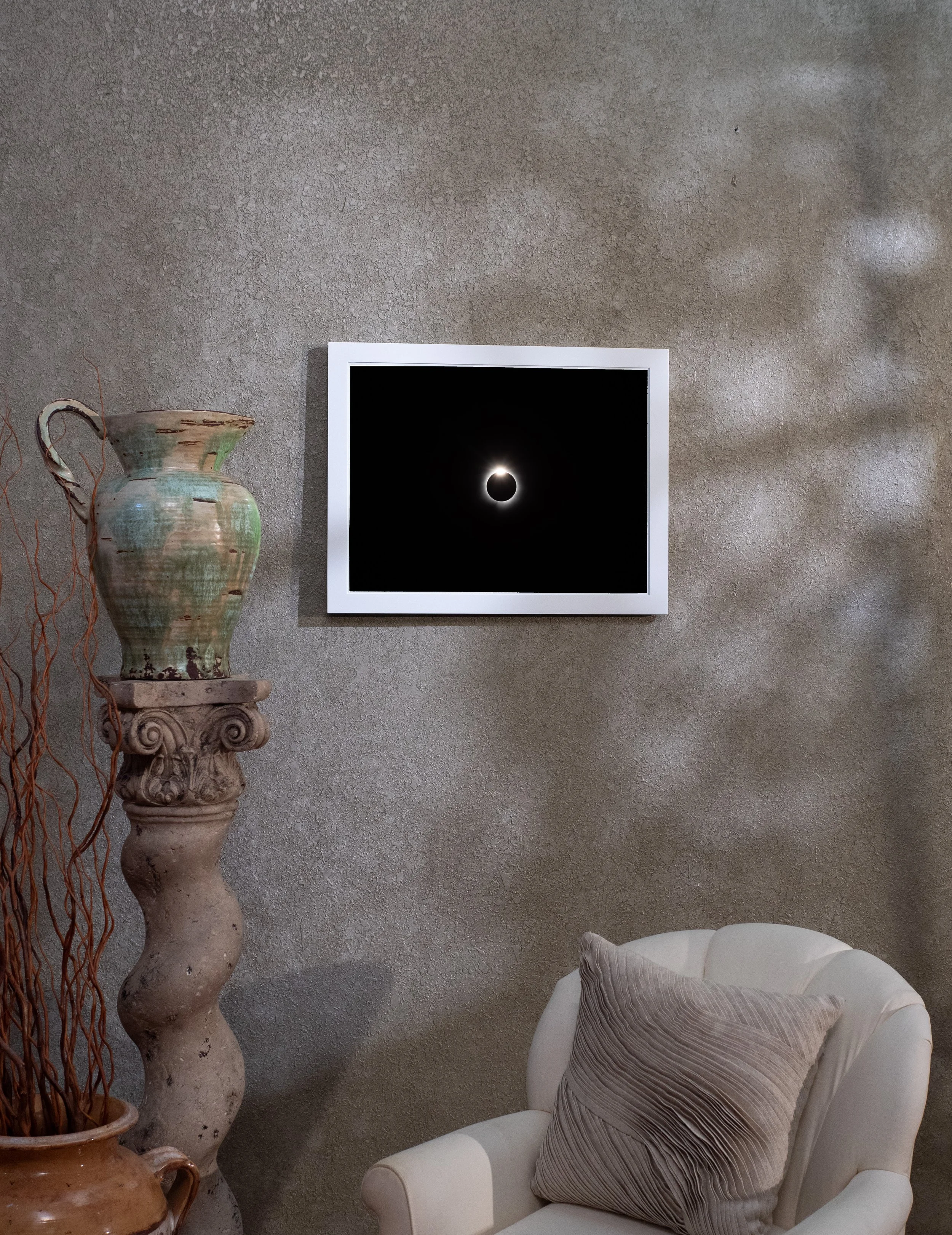 _1429598WHITE FRAME_eclipse 2.jpg