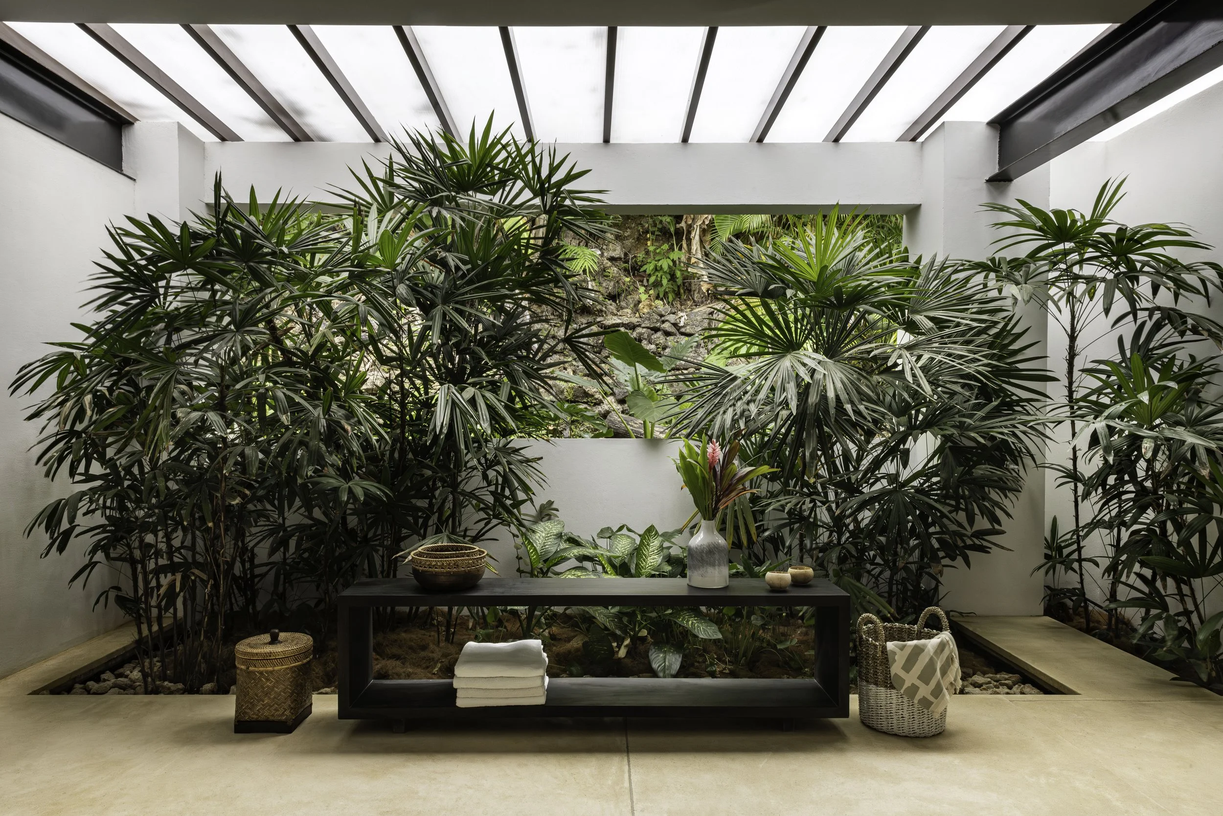 Bathroom 1-340-Enhanced-NR.jpg