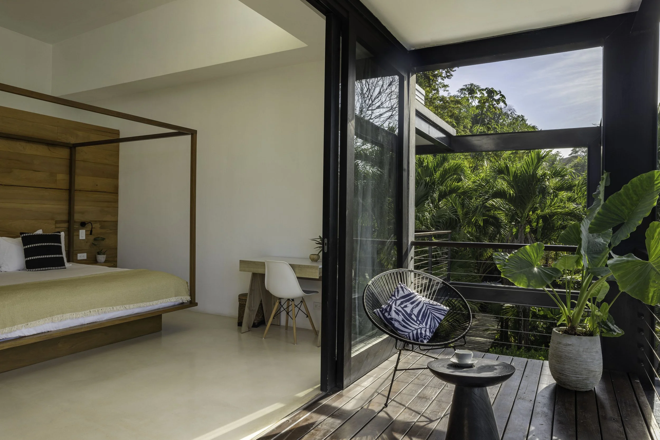 Bedroom 2 morning-062.jpg