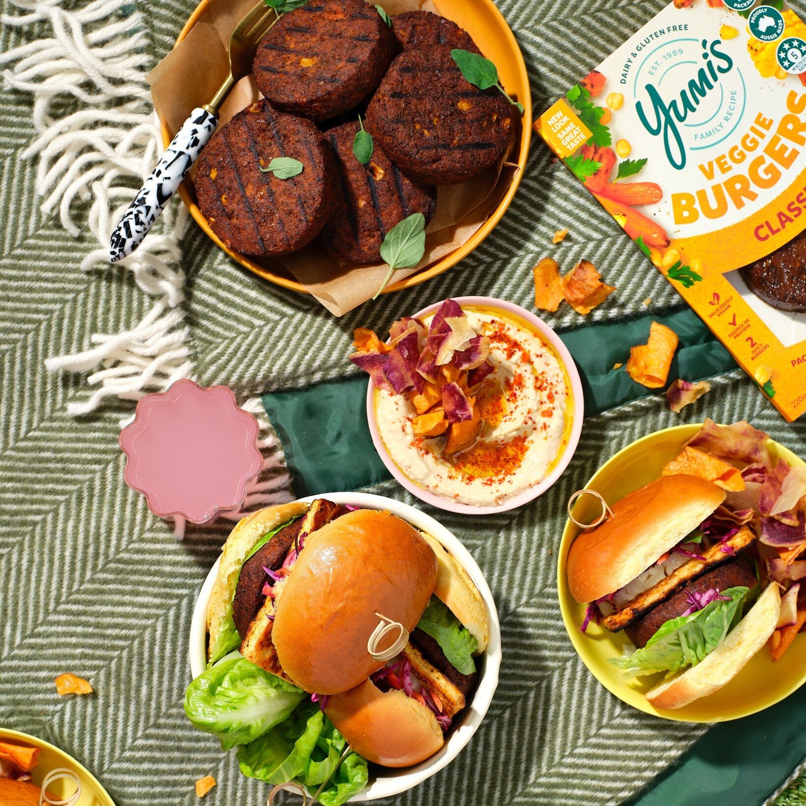 !! RECIPE DROP !!

Everyone says their burgers are the best, but this Yumi's Veggie Chipotle Haloumi Burger will win you hero status at the next family barbie.
Go on legend, copy the recipe link below and get grillin'.
https://yumis.com.au/recipes/ch