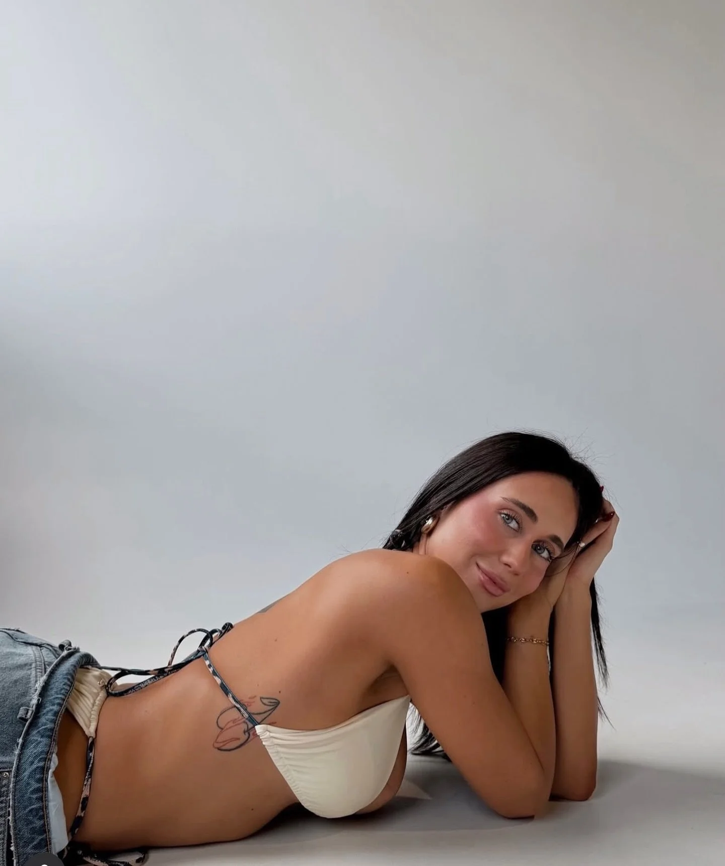 Pre-customized bronzers didn&rsquo;t exist&hellip; so we created them with the goal to fill a much needed void in the sunless industry ✨ Each Glazed Sunless solution was intentionally crafted to compliment specific undertones, delivering refined, tru