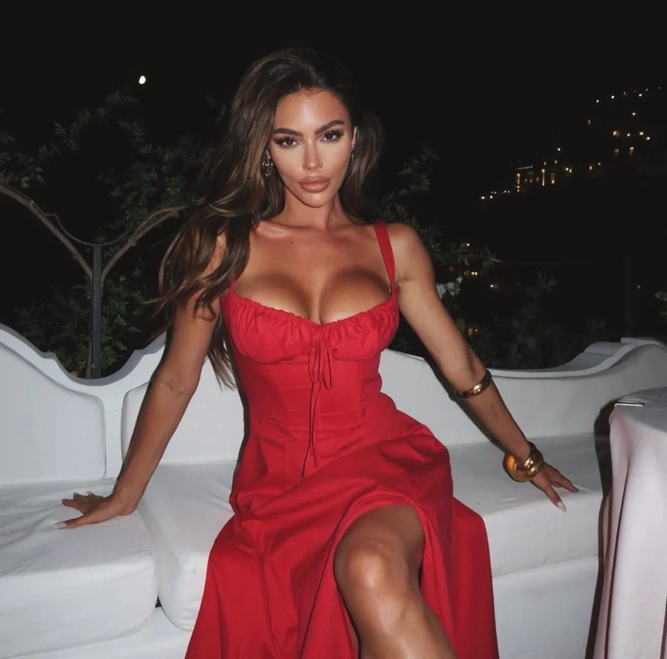 Glazed AF Violet is where depth meets dimension 💜✨ This isn&rsquo;t your average violet based solution&hellip; it&rsquo;s a perfectly balanced blend of super vibrant violet + neutral brown bronzers designed to complement neutral to warm undertones&m