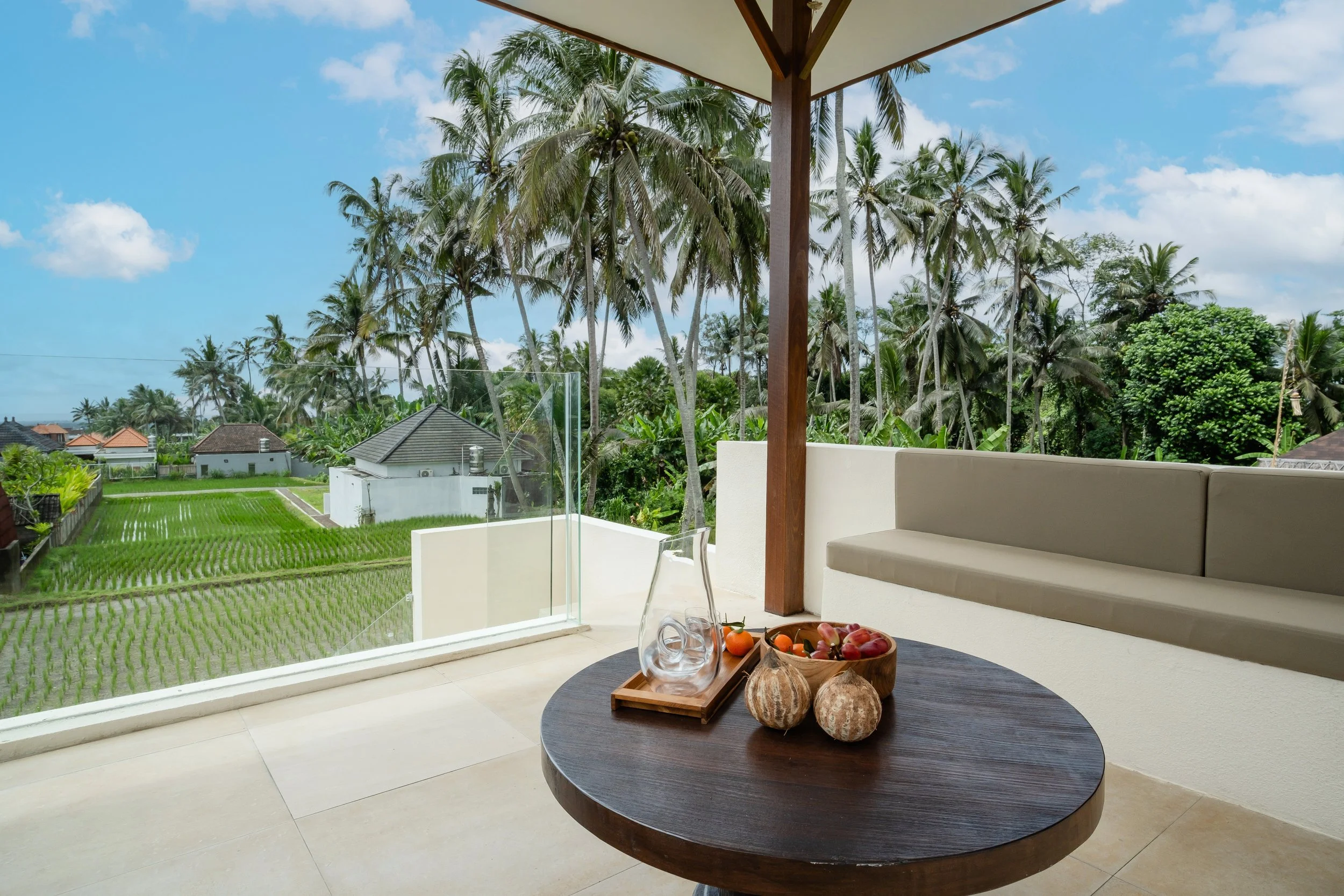 QUIET TROPICAL HOME ABOVE THE RICE FIELDS - 2 BEDROOM - UBUD