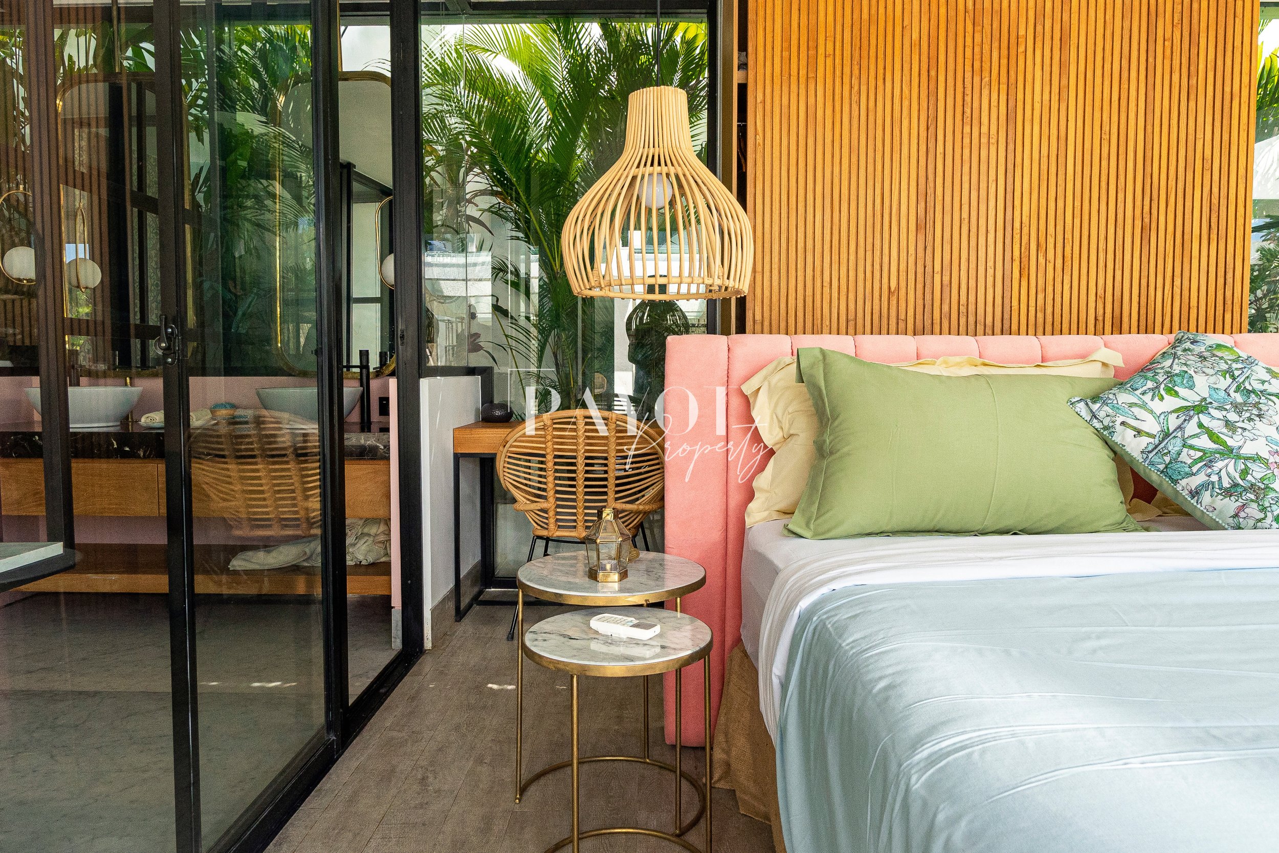 Villa For Sale Bali Pererenan 6 Bedrooms