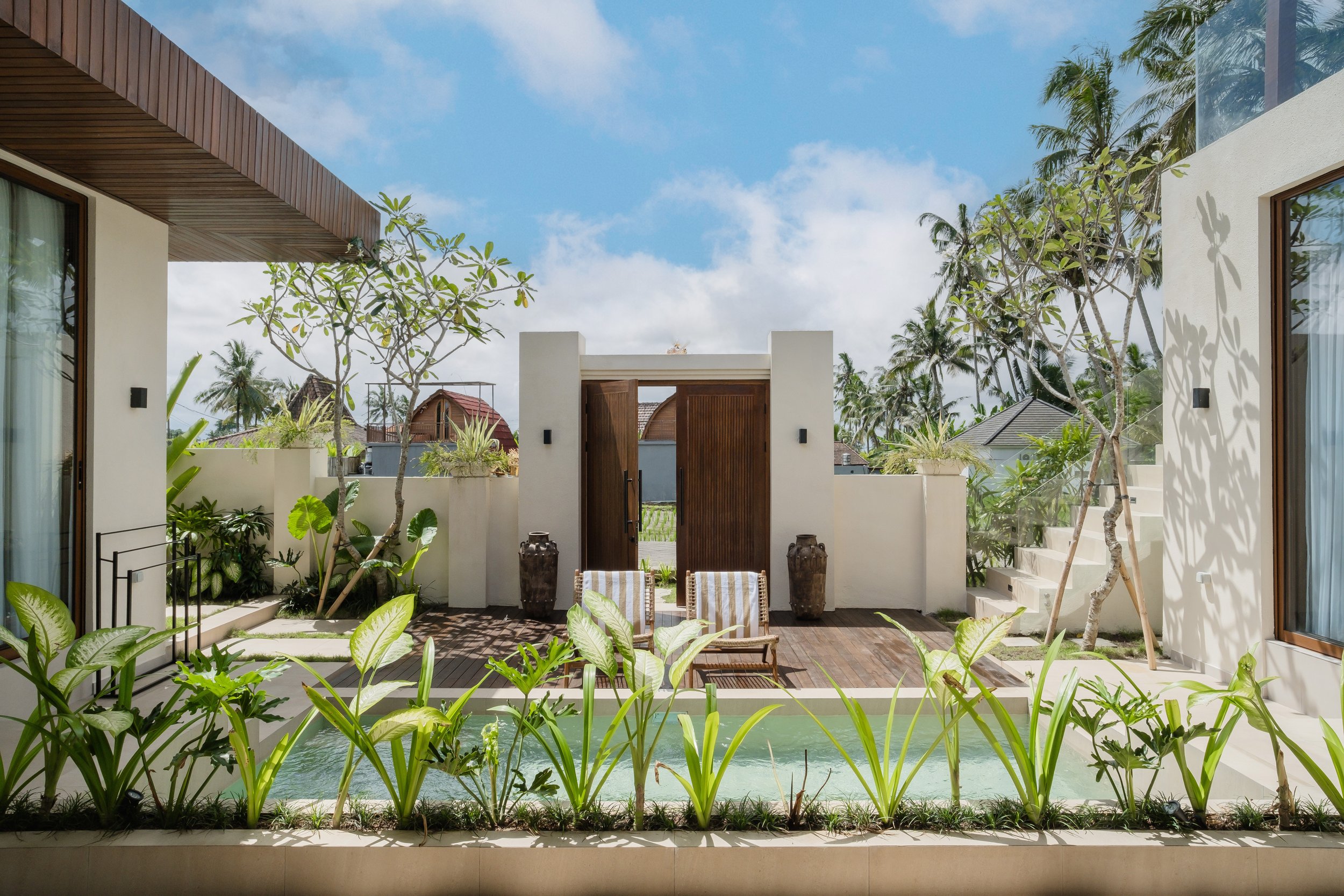 QUIET TROPICAL HOME ABOVE THE RICE FIELDS - 2 BEDROOM - UBUD