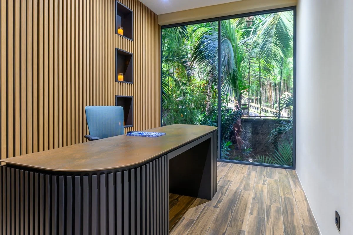 MODERN ELEGANT WHITE VILLA - 4 BEDROOM - JIMBARAN