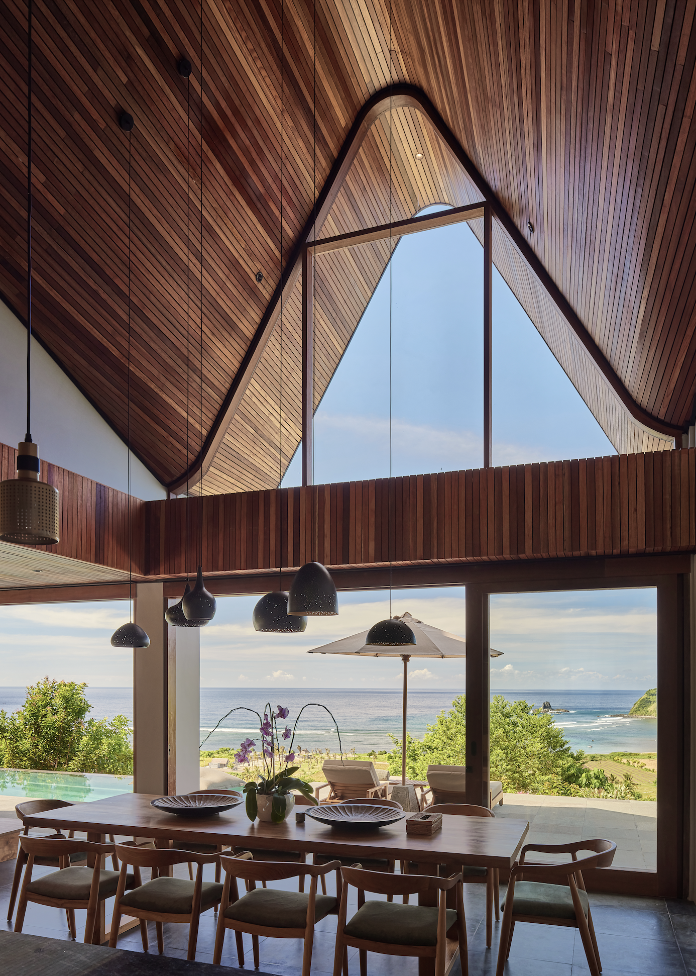 ARCHITECTURAL VILLA BY ALEXIS DORNIER - 5 BEDROOM - TAMPAH HILLS - LOMBOK - EXCLUSIVITY