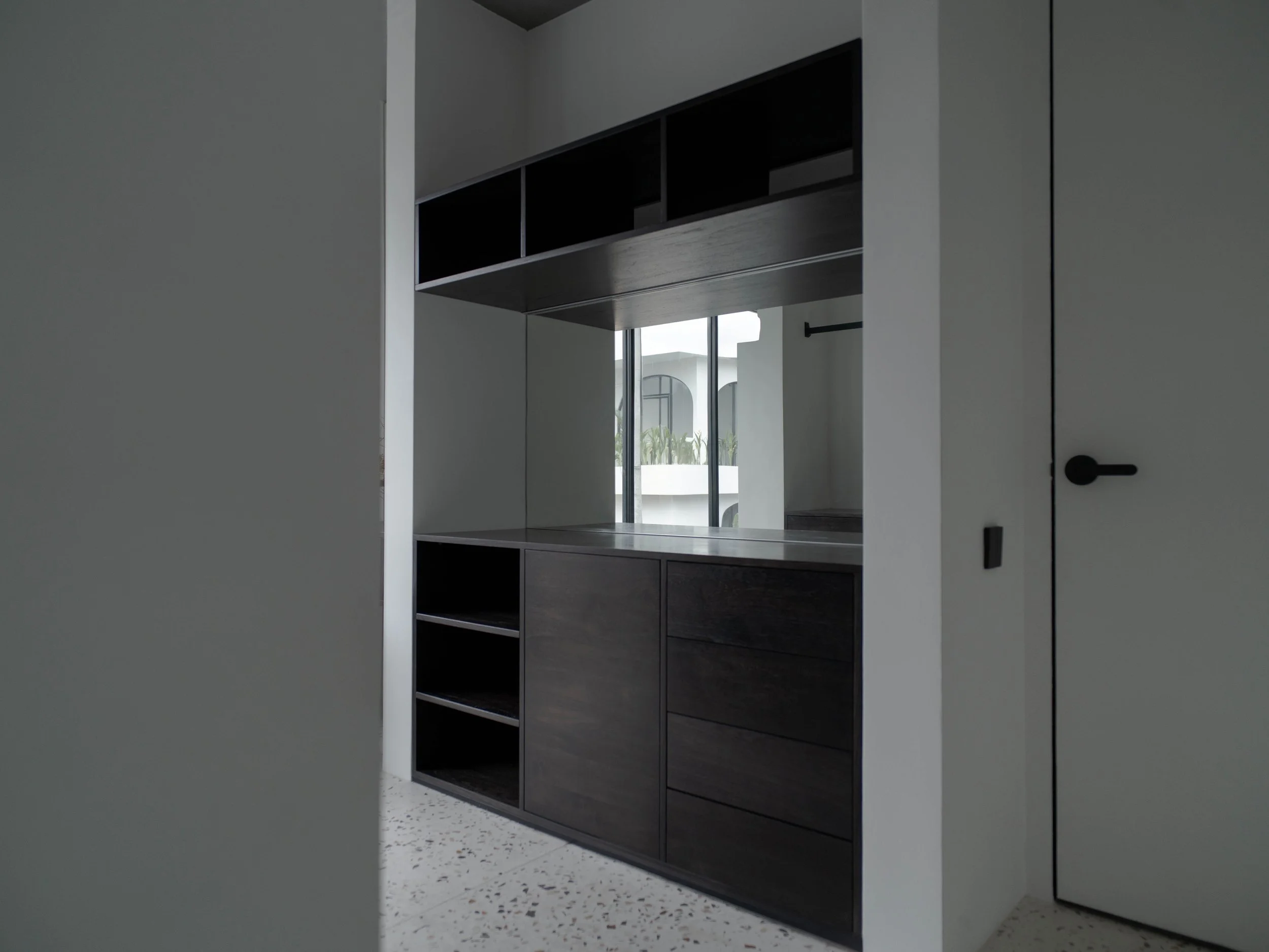 MONOCHROME GEOMETRY VILLA - 2 BEDROOM - PERERENAN