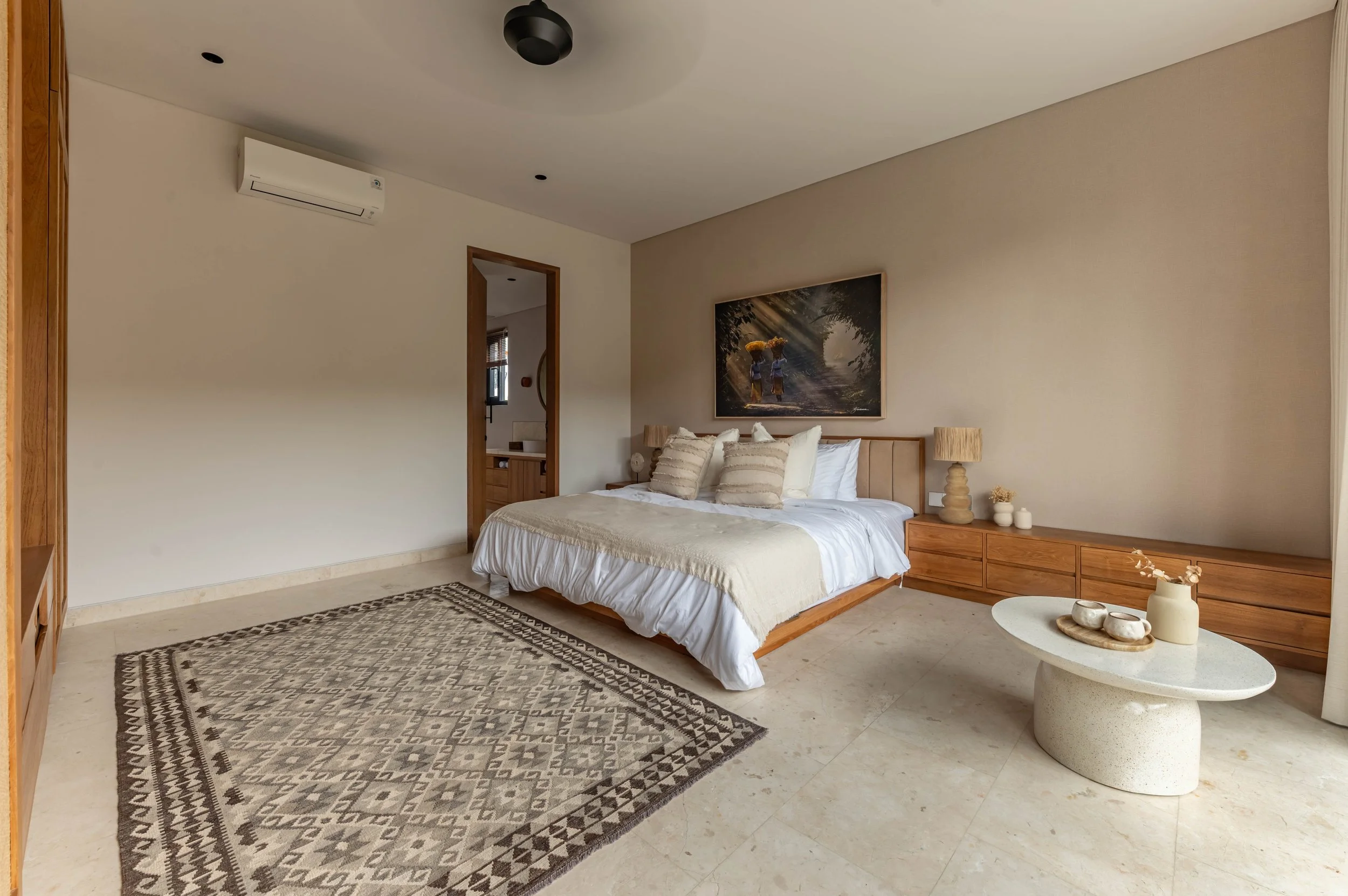 TIMELESS FAMILY VILLA - 4 BEDROOM - BABAKAN CANGGU | For Sale, Bali.