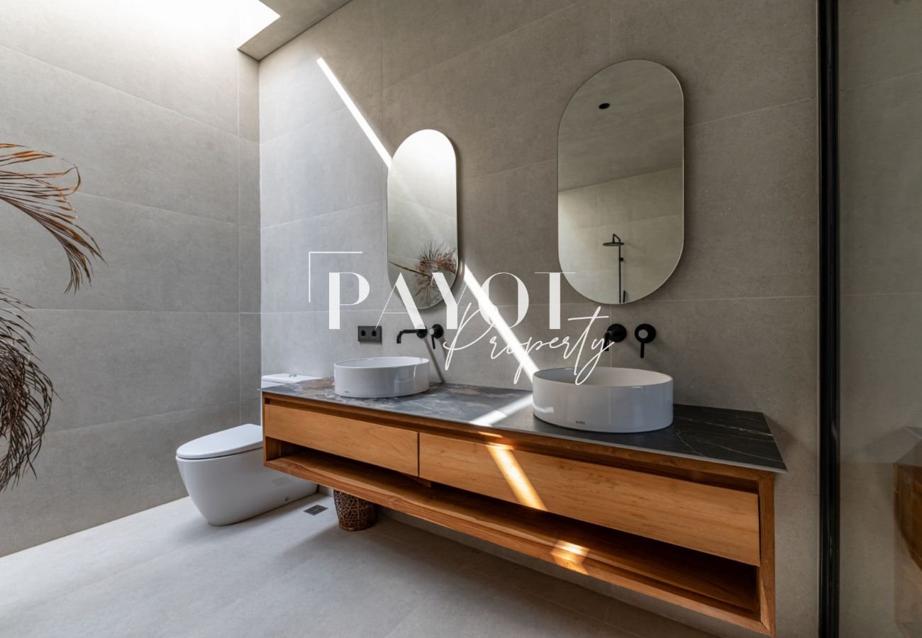 villa-for-sale-bali-pererenan-3-bedroom