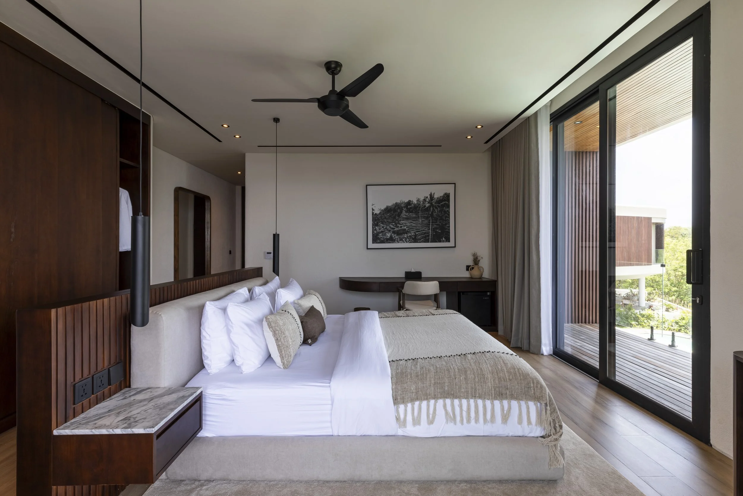 OCEAN VIEW VILLA WITH PRIVATE BEACH ACCESS - 5 BEDROOM - ULUWATU