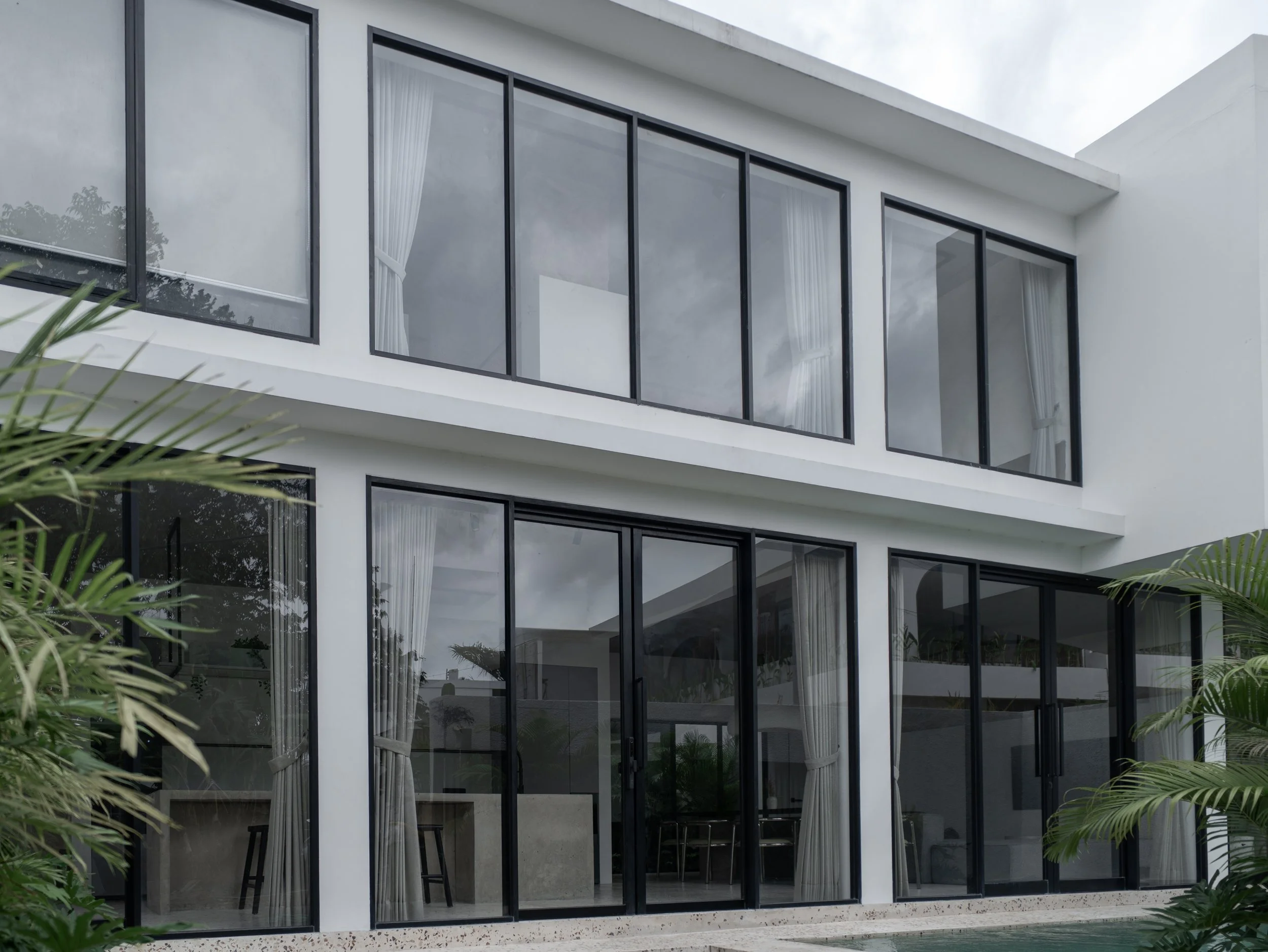 MONOCHROME GEOMETRY VILLA - 2 BEDROOM - PERERENAN