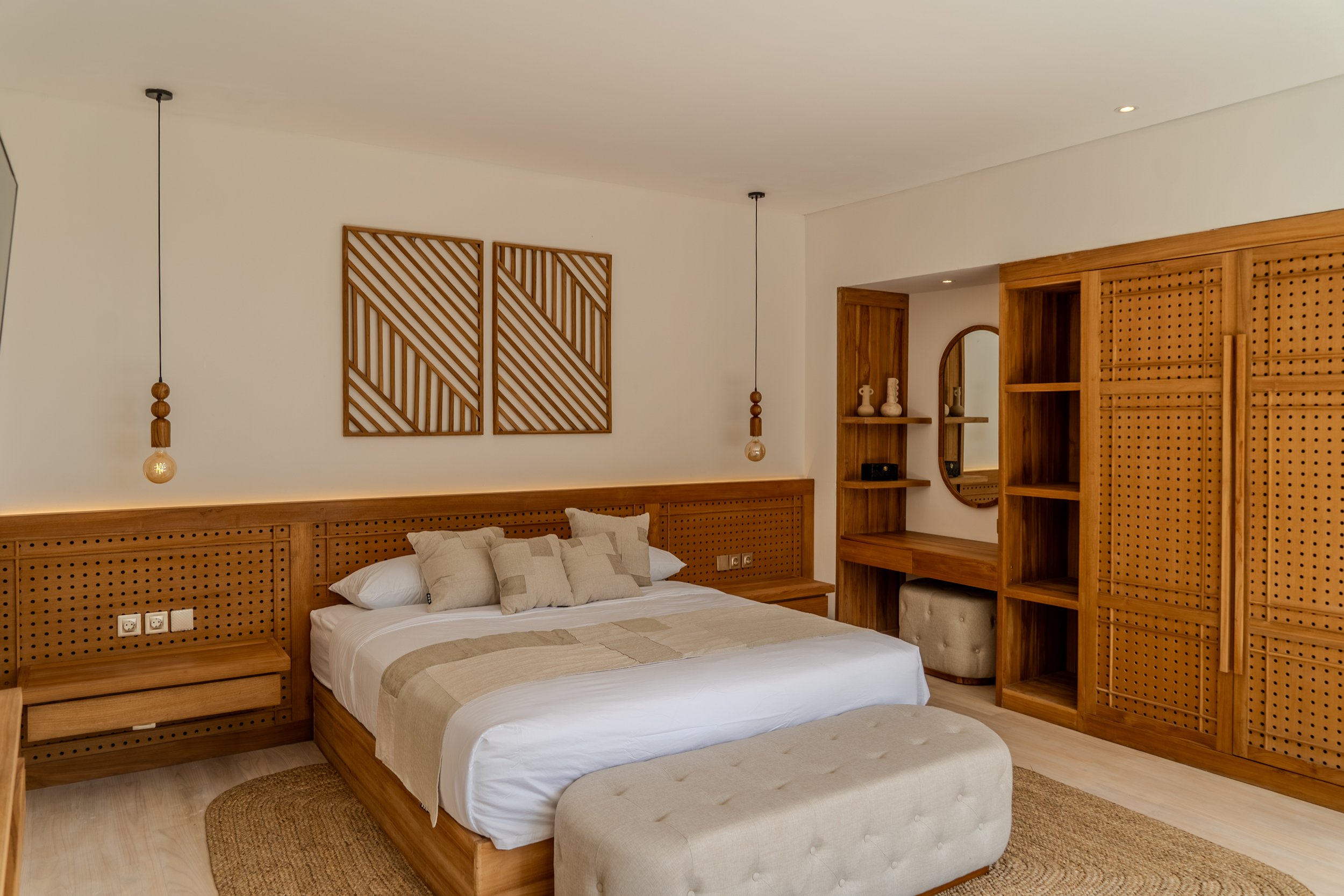 LAGOON STYLE TROPICAL VILLA - 4 BEDROOMS - PERERENAN