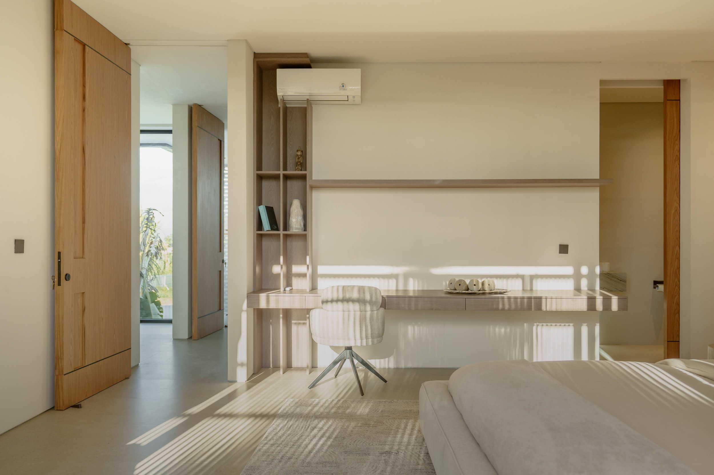 BOLD LINES & NATURAL TEXTURES VILLA - 4 BEDROOM - SEMINYAK - Bali - for sale - luxury - villa