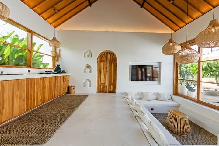 VILLA HAWAI - 2 BEDROOMS - BINGIN
