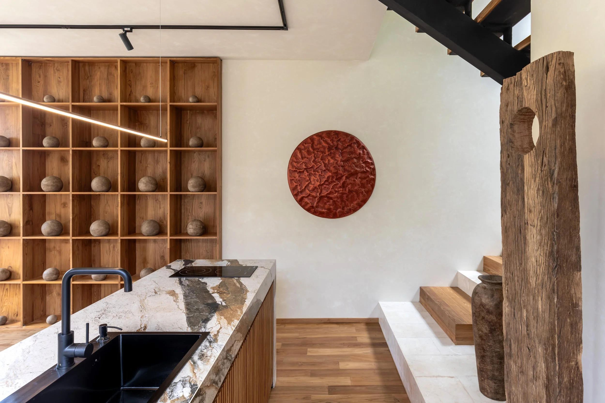 MONOLITHIC VILLA WITH TROPICAL SOUL - 2 BEDROOM - UBUD