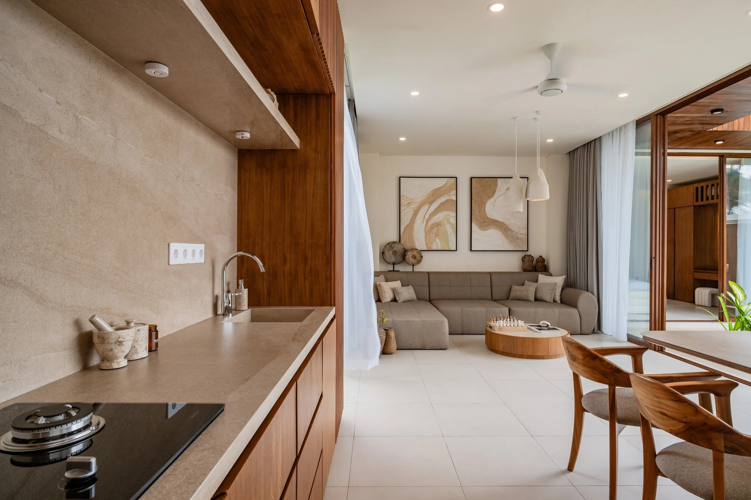 QUIET TROPICAL HOME ABOVE THE RICE FIELDS - 2 BEDROOM - UBUD